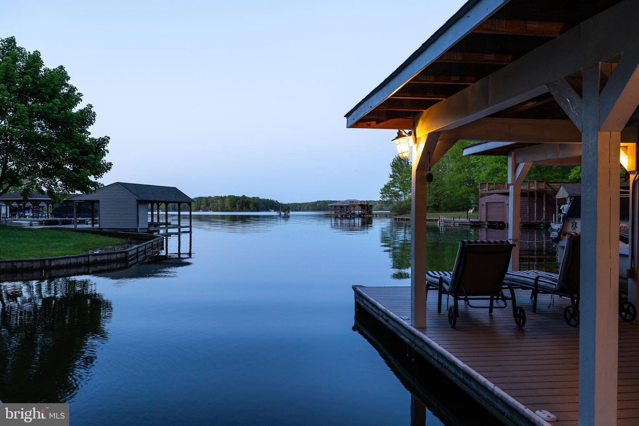 BEAR CASTLE - Residential