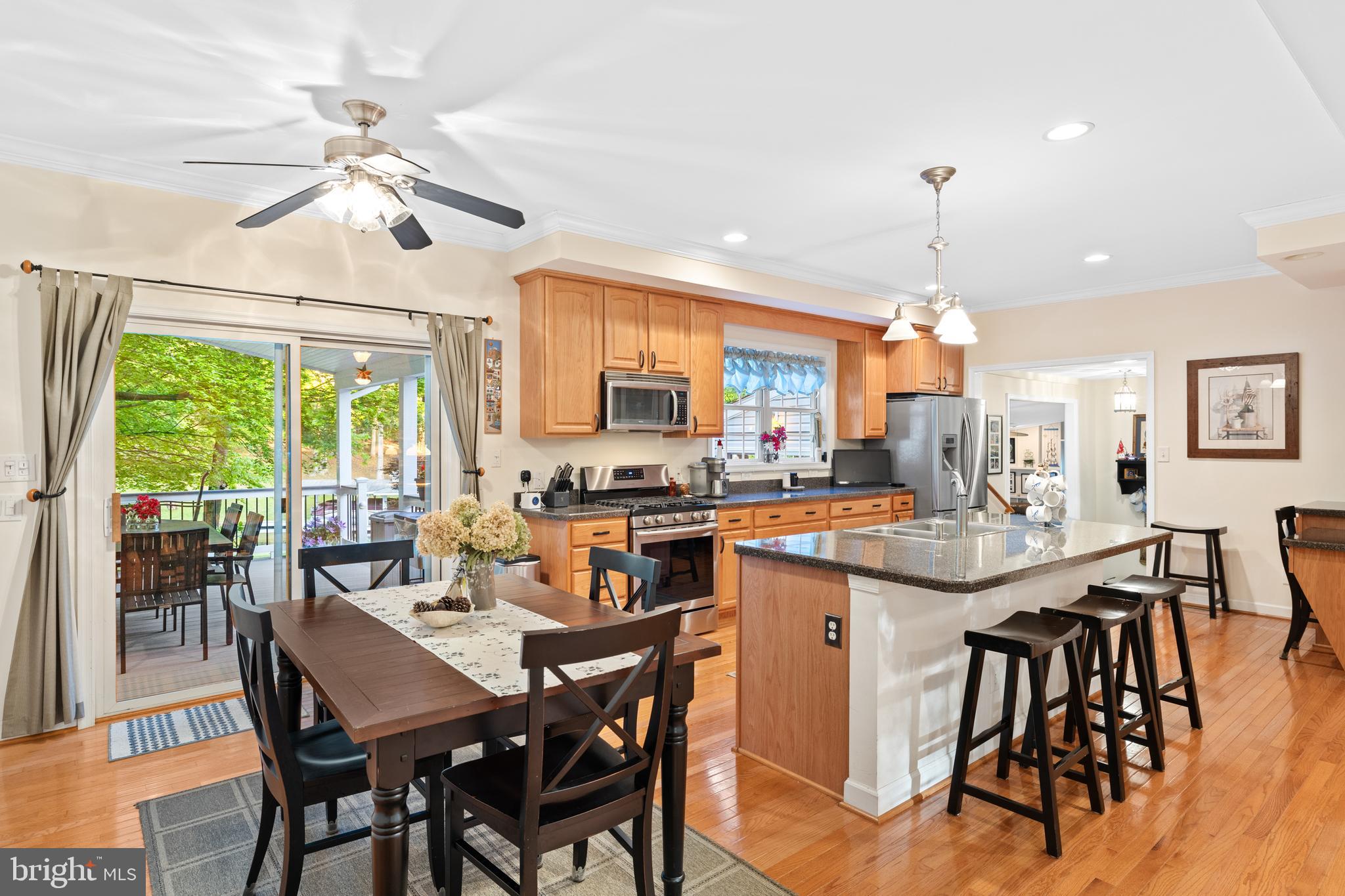 BEAR CASTLE - Residential