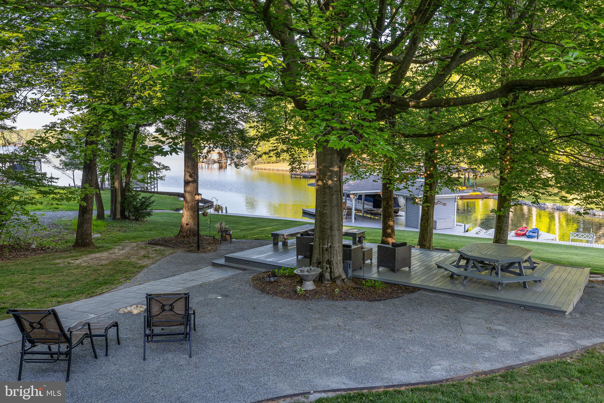 BEAR CASTLE - Residential