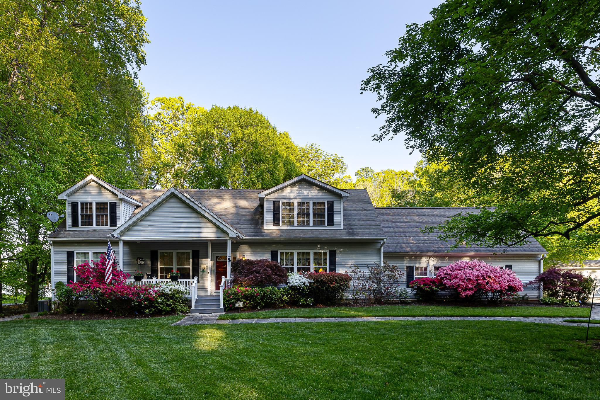 BEAR CASTLE - Residential