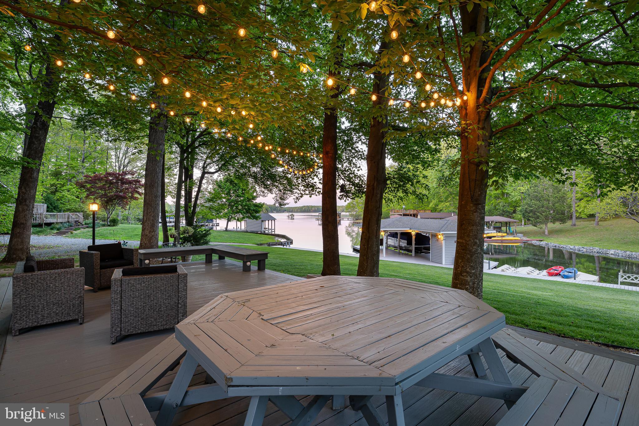 BEAR CASTLE - Residential