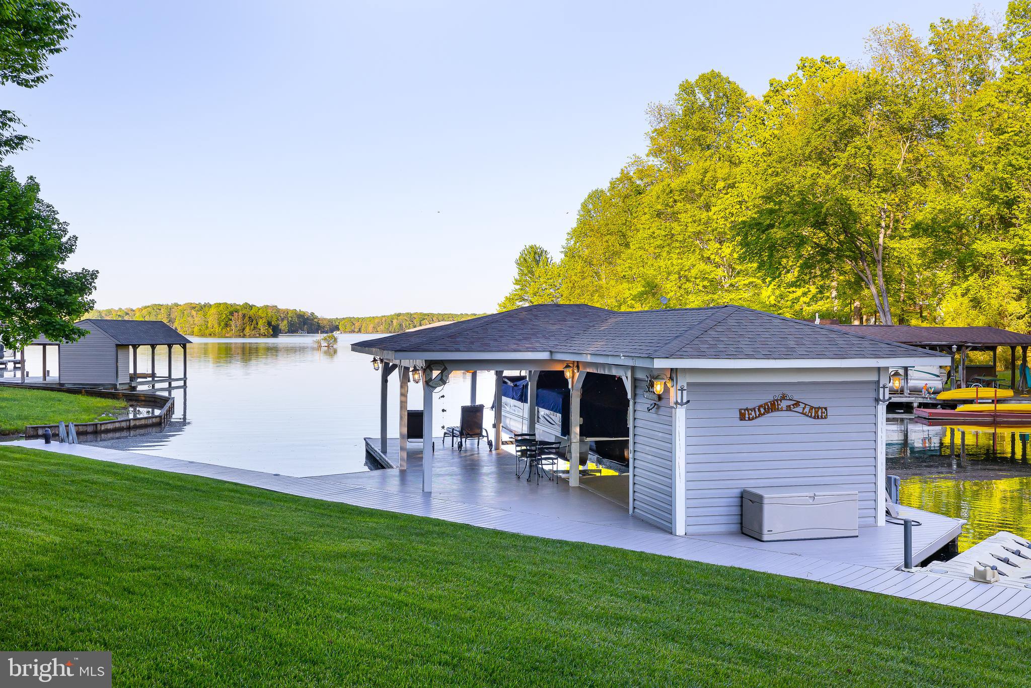 BEAR CASTLE - Residential