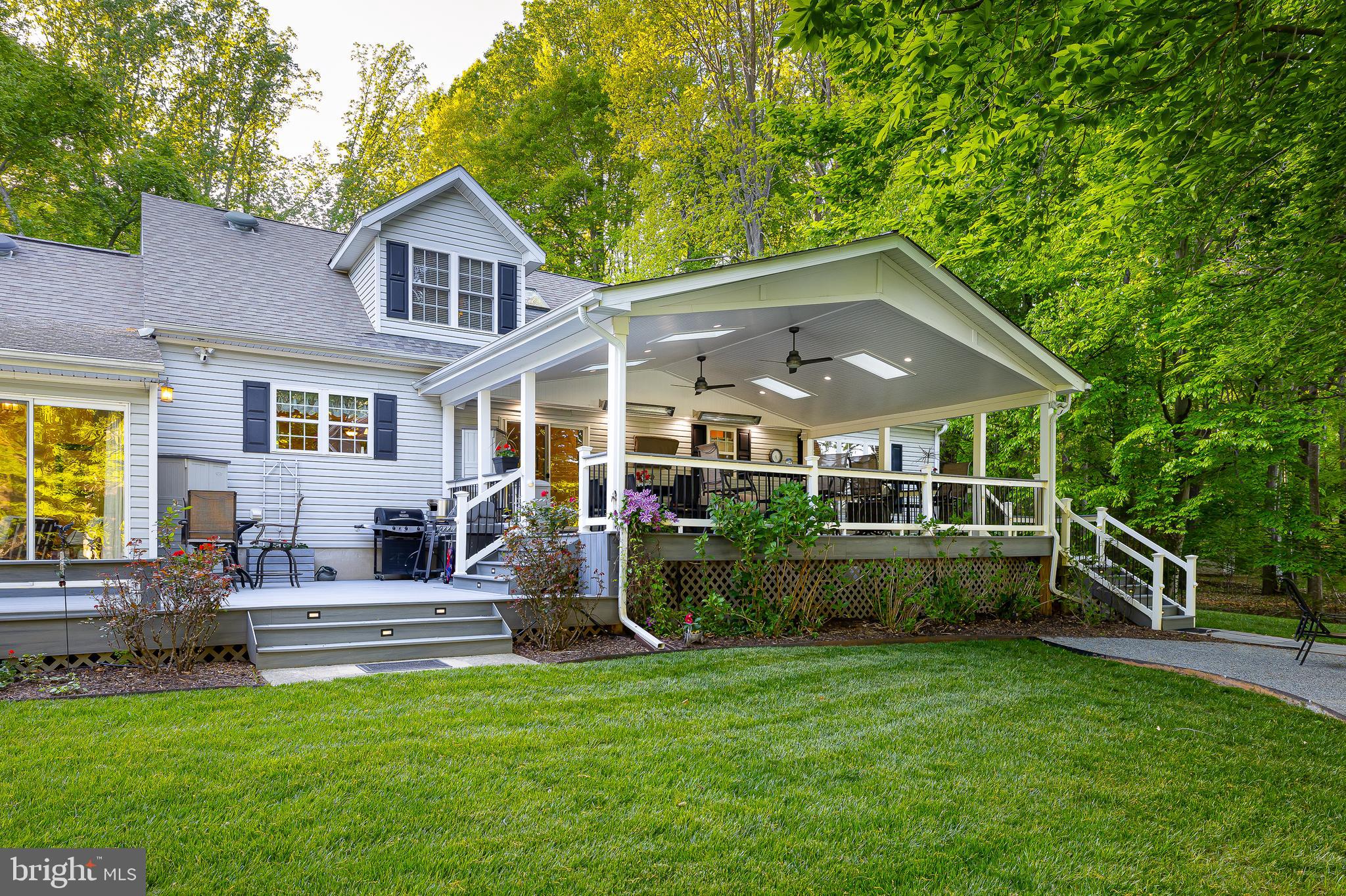 BEAR CASTLE - Residential