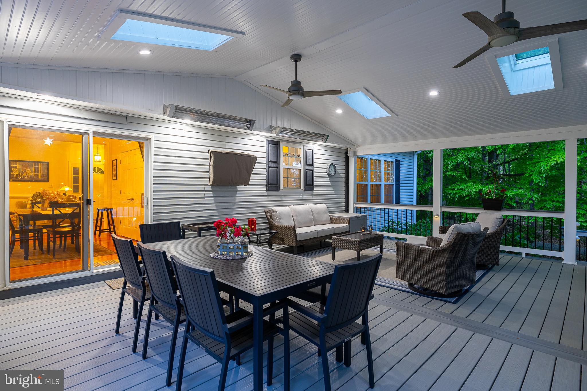 BEAR CASTLE - Residential