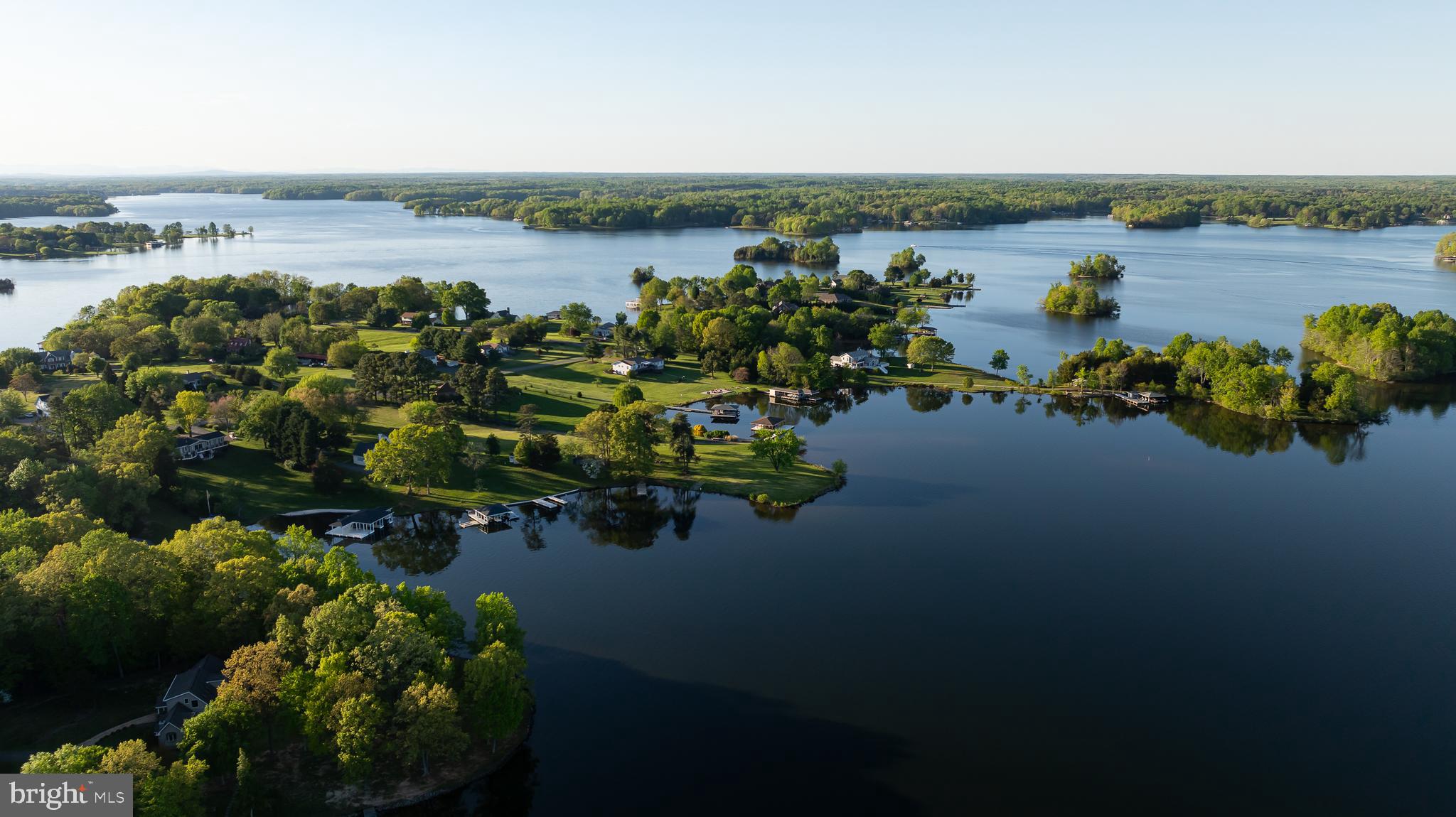 BEAR CASTLE - Residential