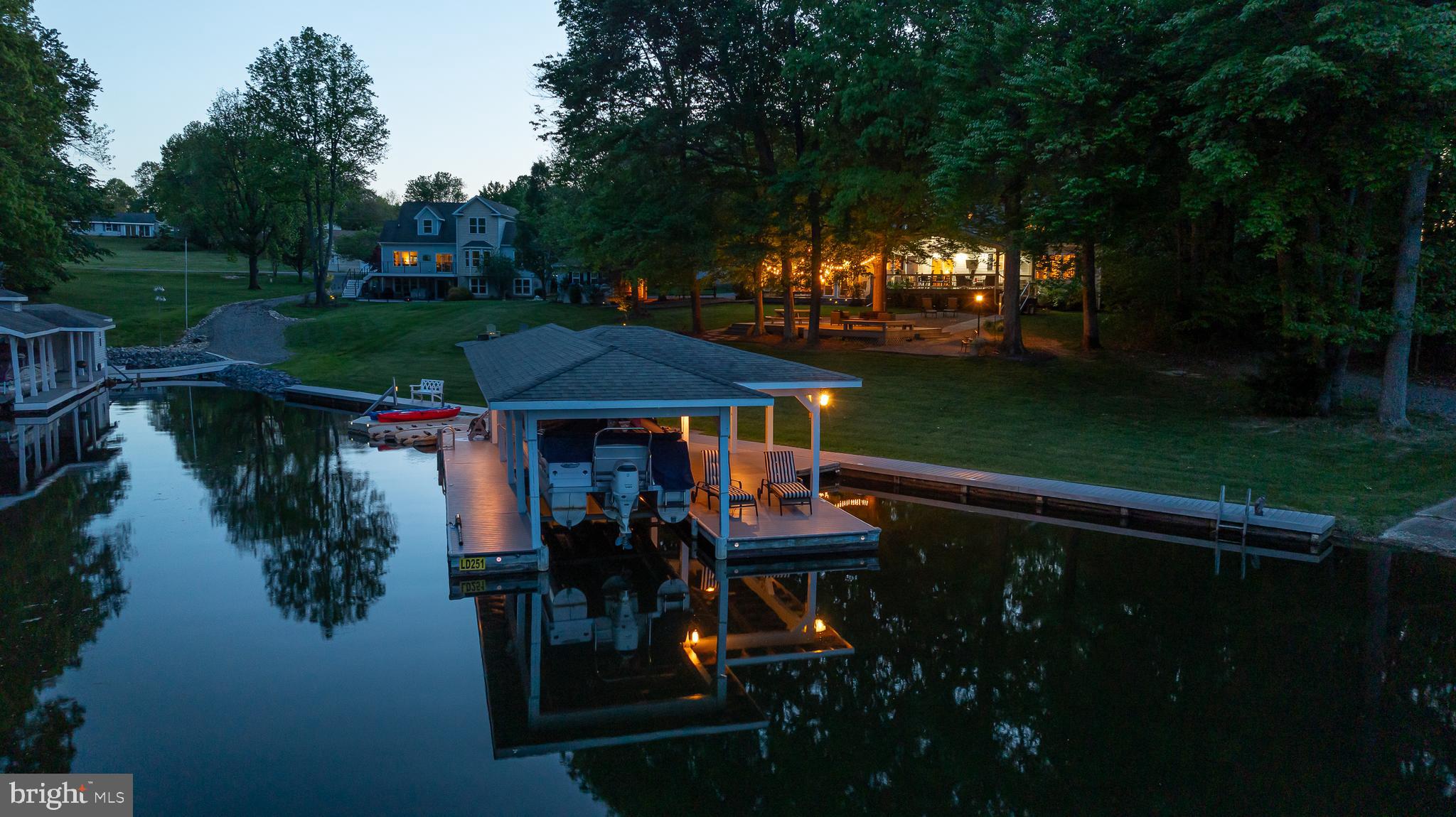 BEAR CASTLE - Residential