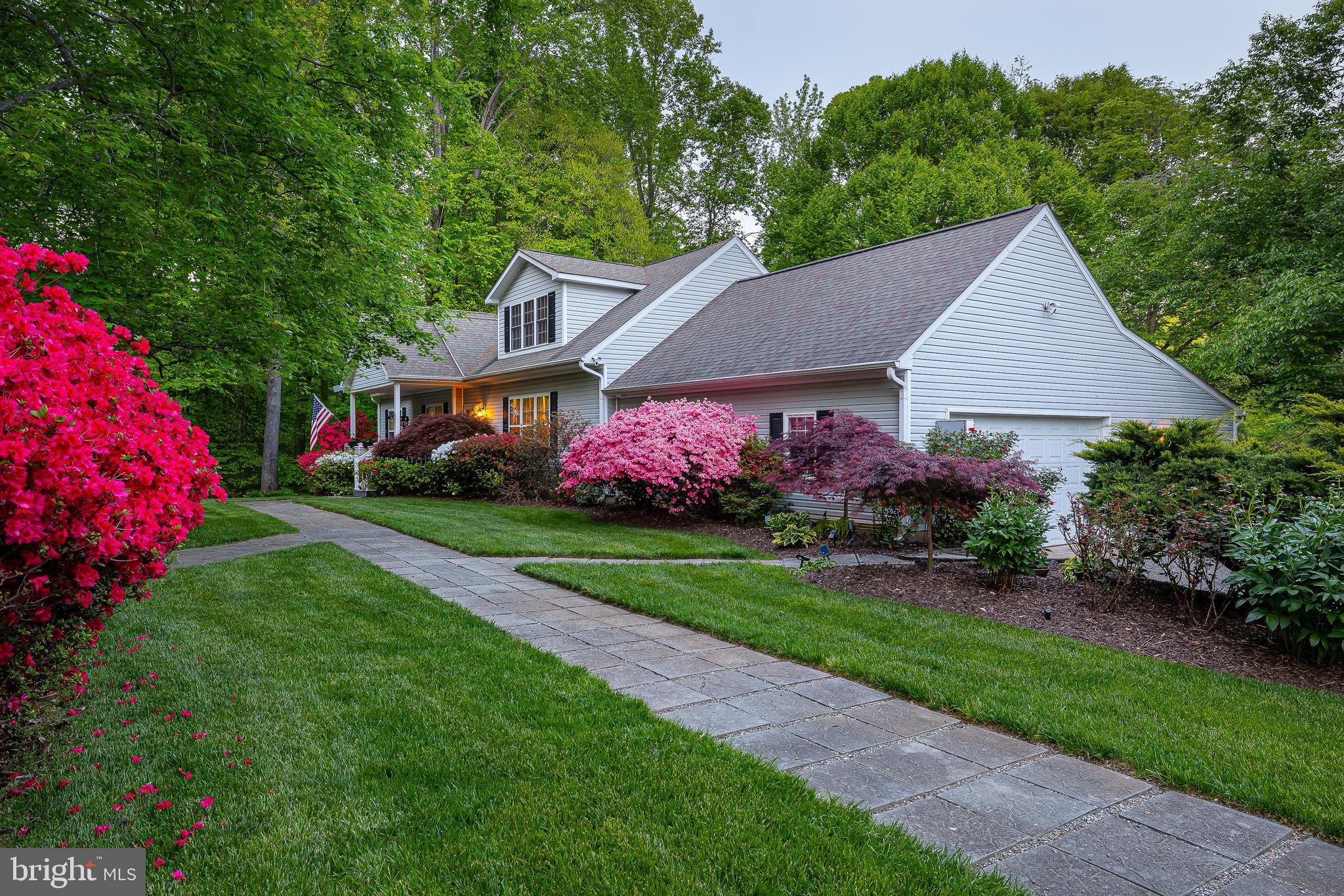 BEAR CASTLE - Residential