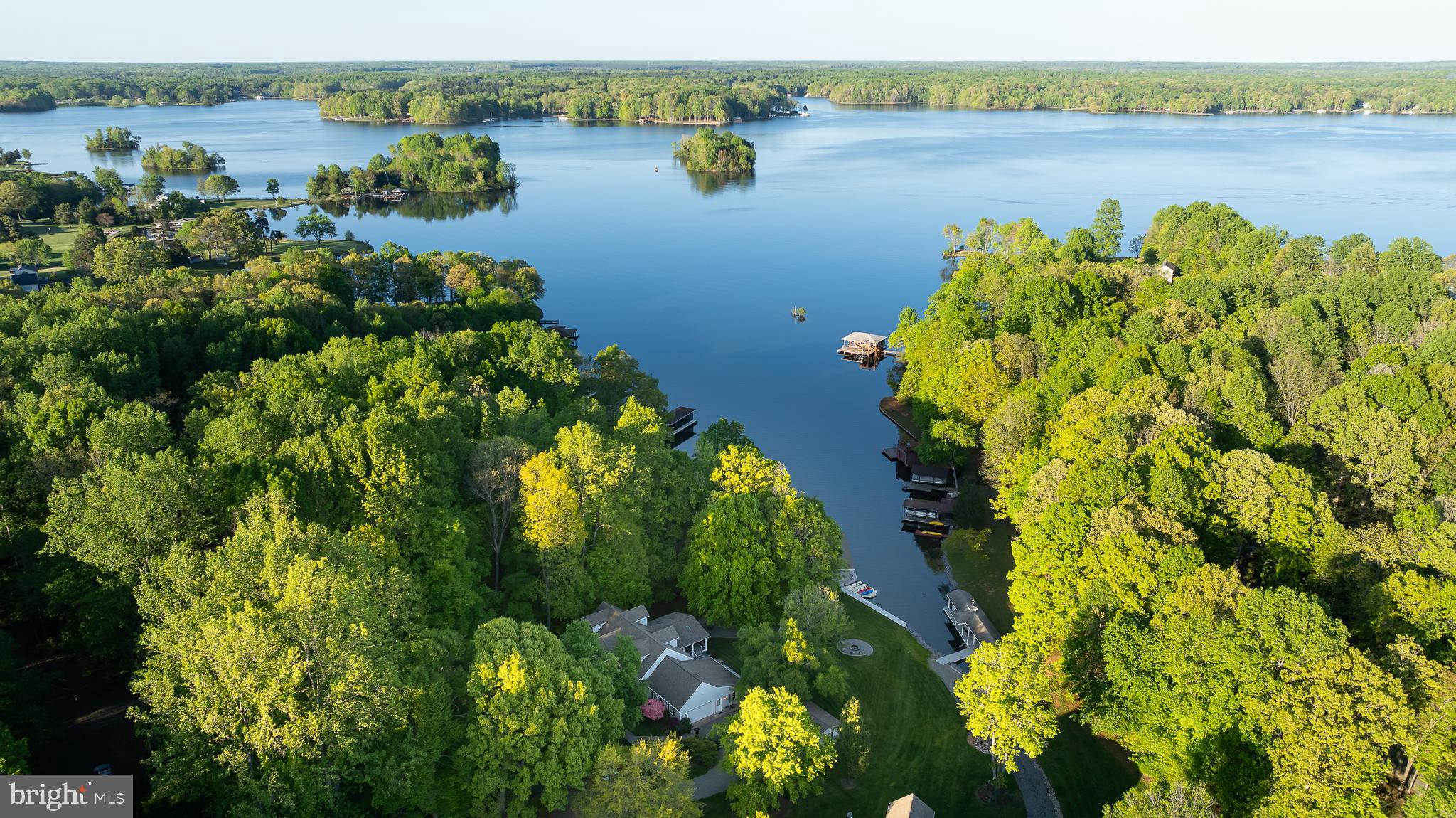 BEAR CASTLE - Residential