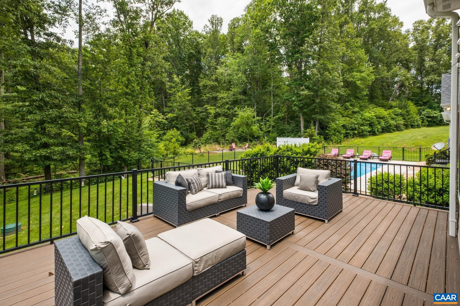 HARDWARE RIVER FARMS - Residential