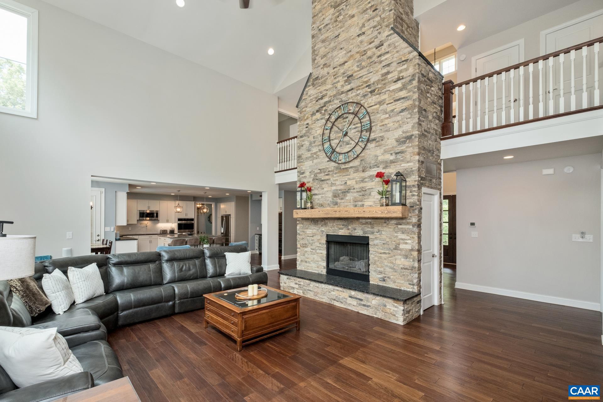 HARDWARE RIVER FARMS - Residential