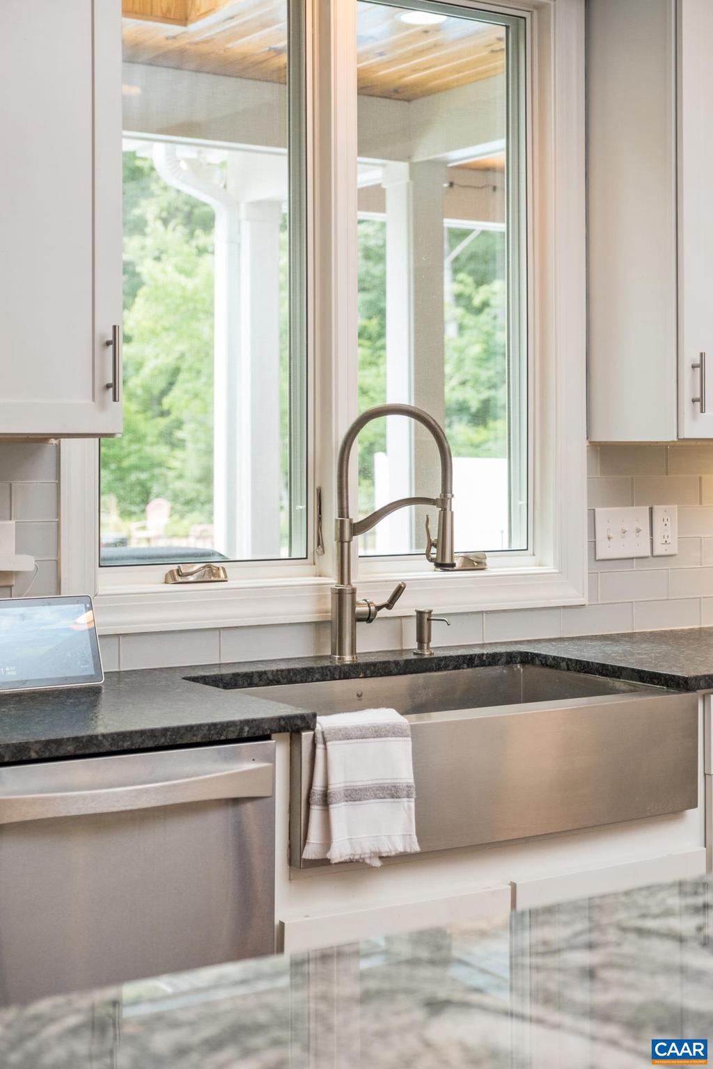 HARDWARE RIVER FARMS - Residential