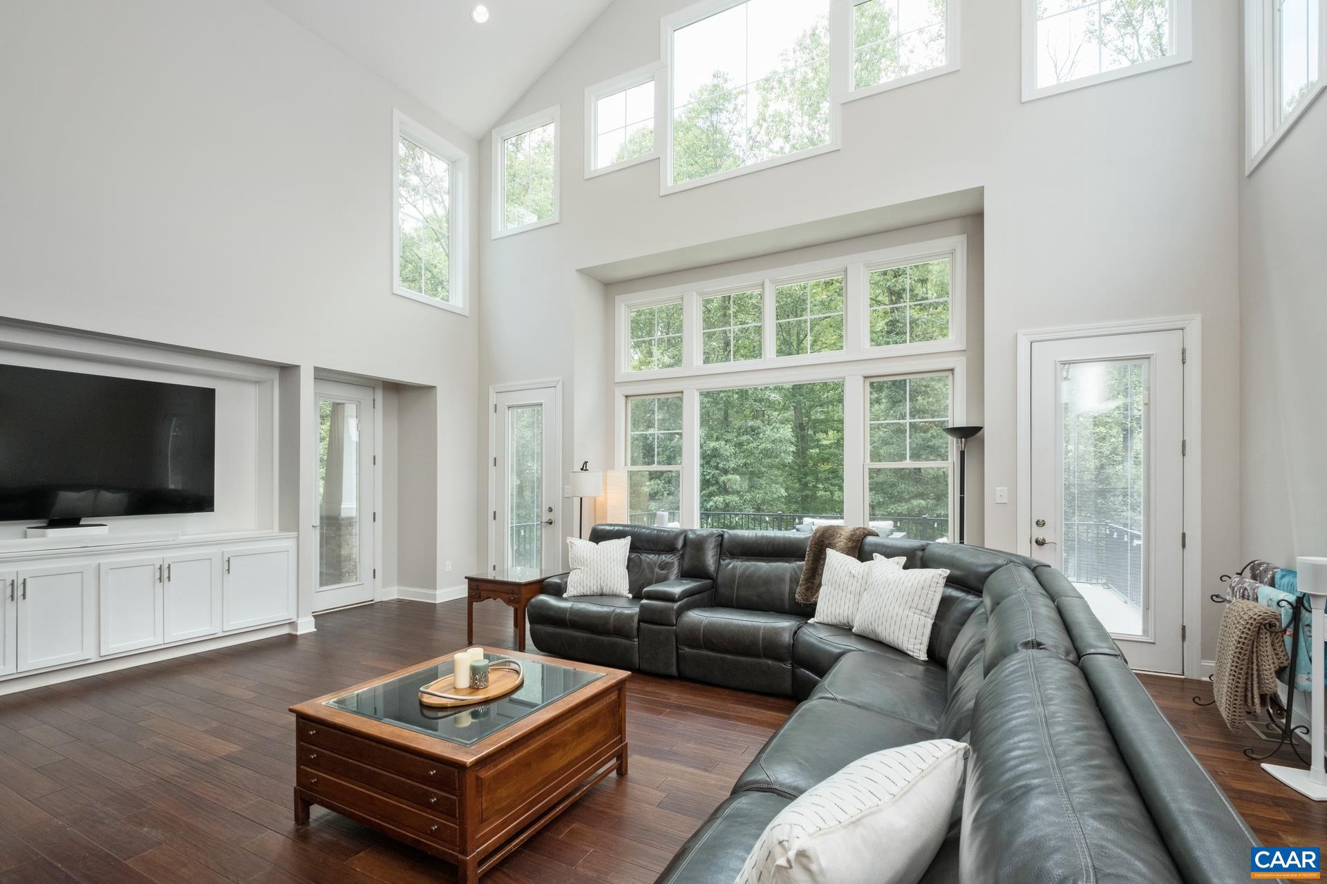 HARDWARE RIVER FARMS - Residential