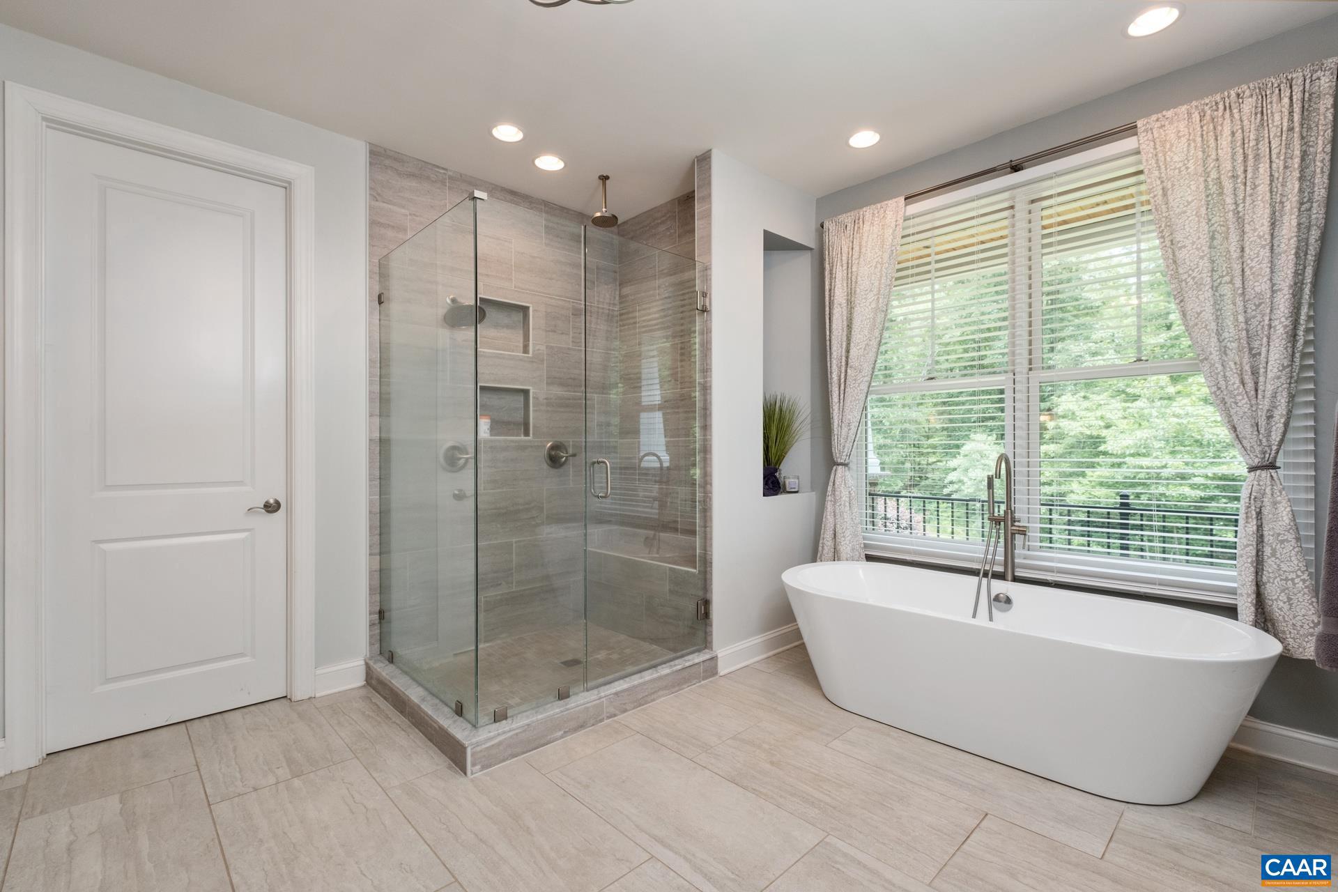 HARDWARE RIVER FARMS - Residential