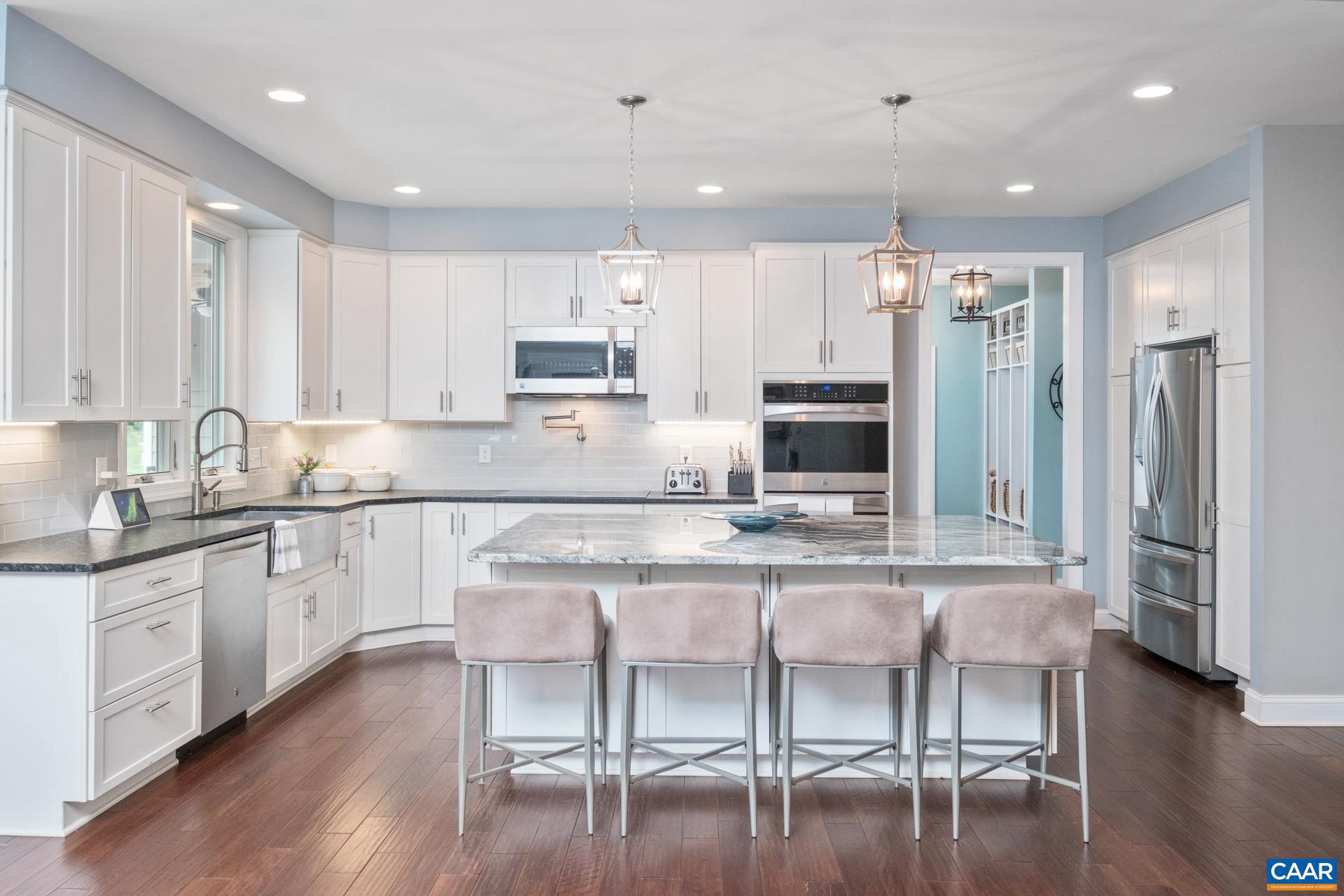 HARDWARE RIVER FARMS - Residential