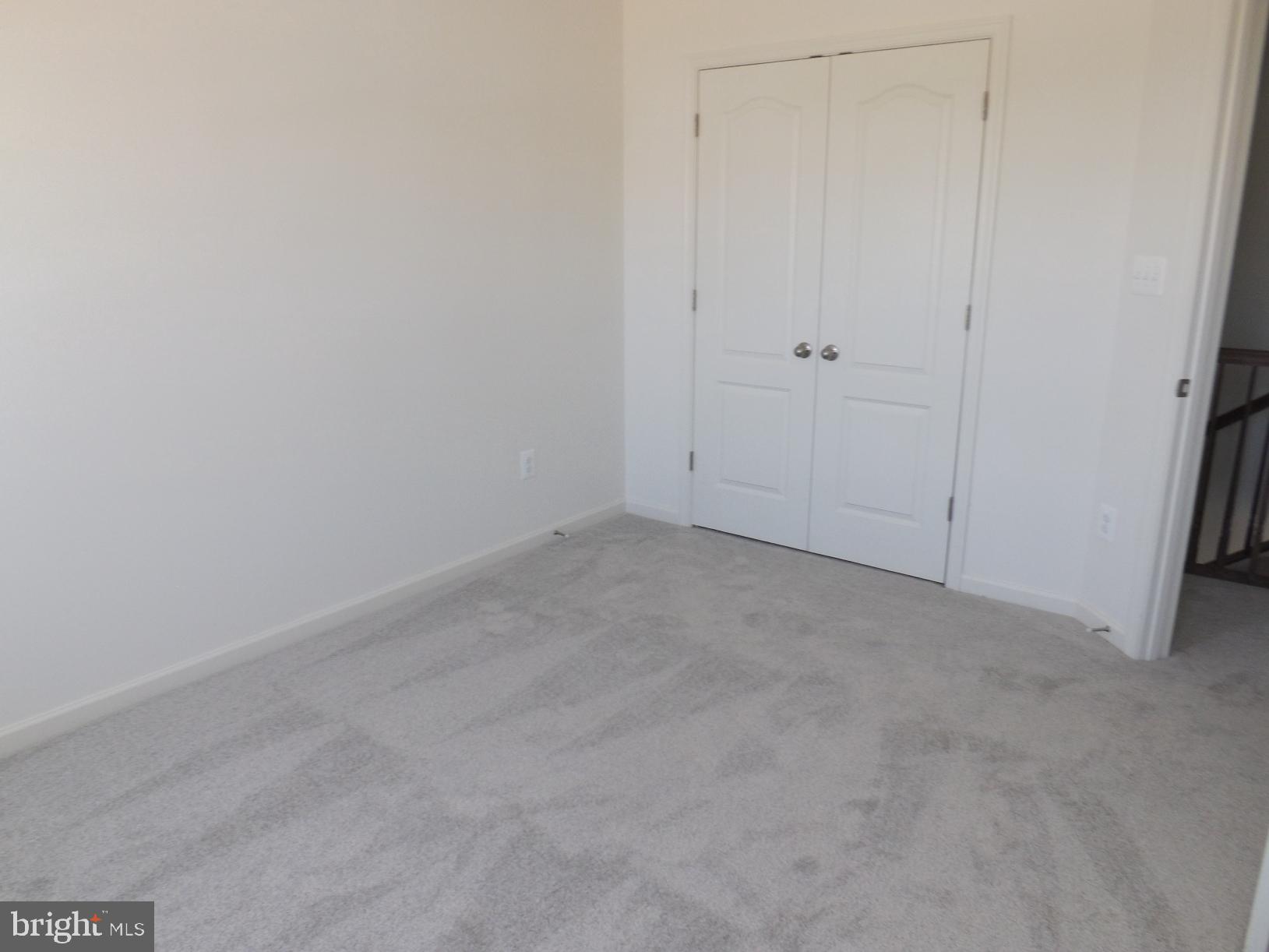 OVERLOOK AT RIVERSIDE - Residential Lease