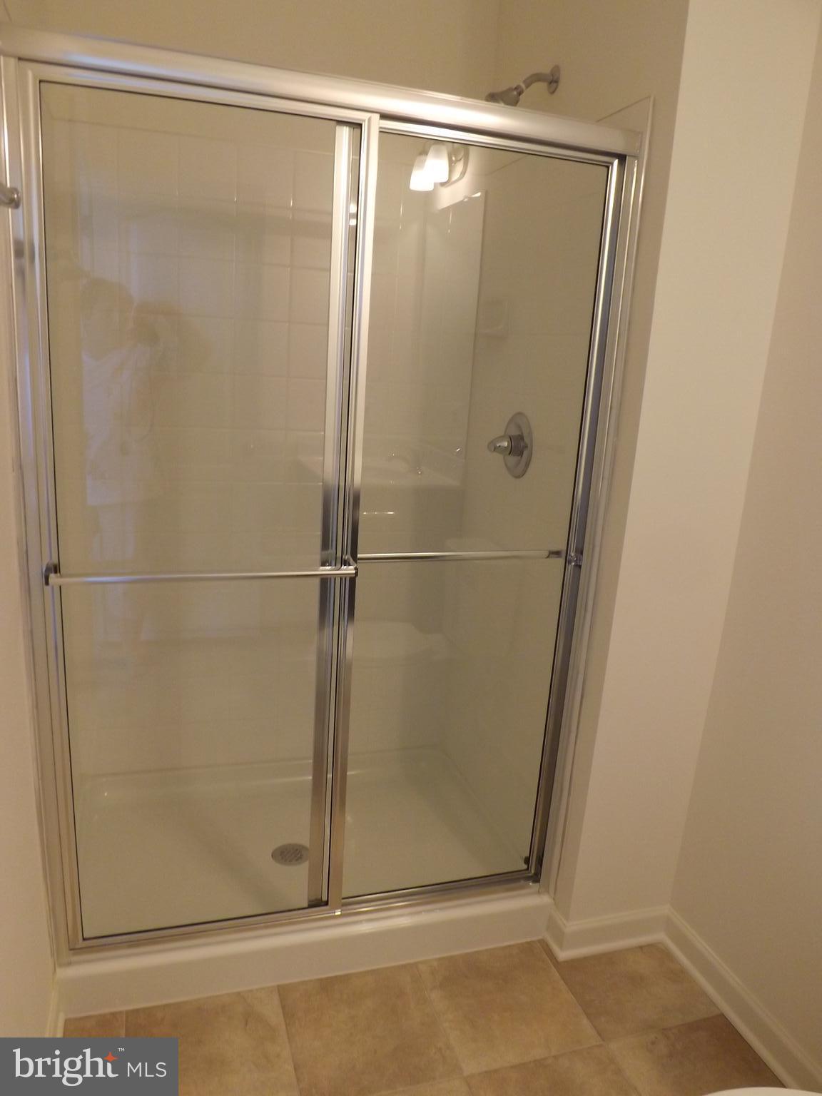 OVERLOOK AT RIVERSIDE - Residential Lease