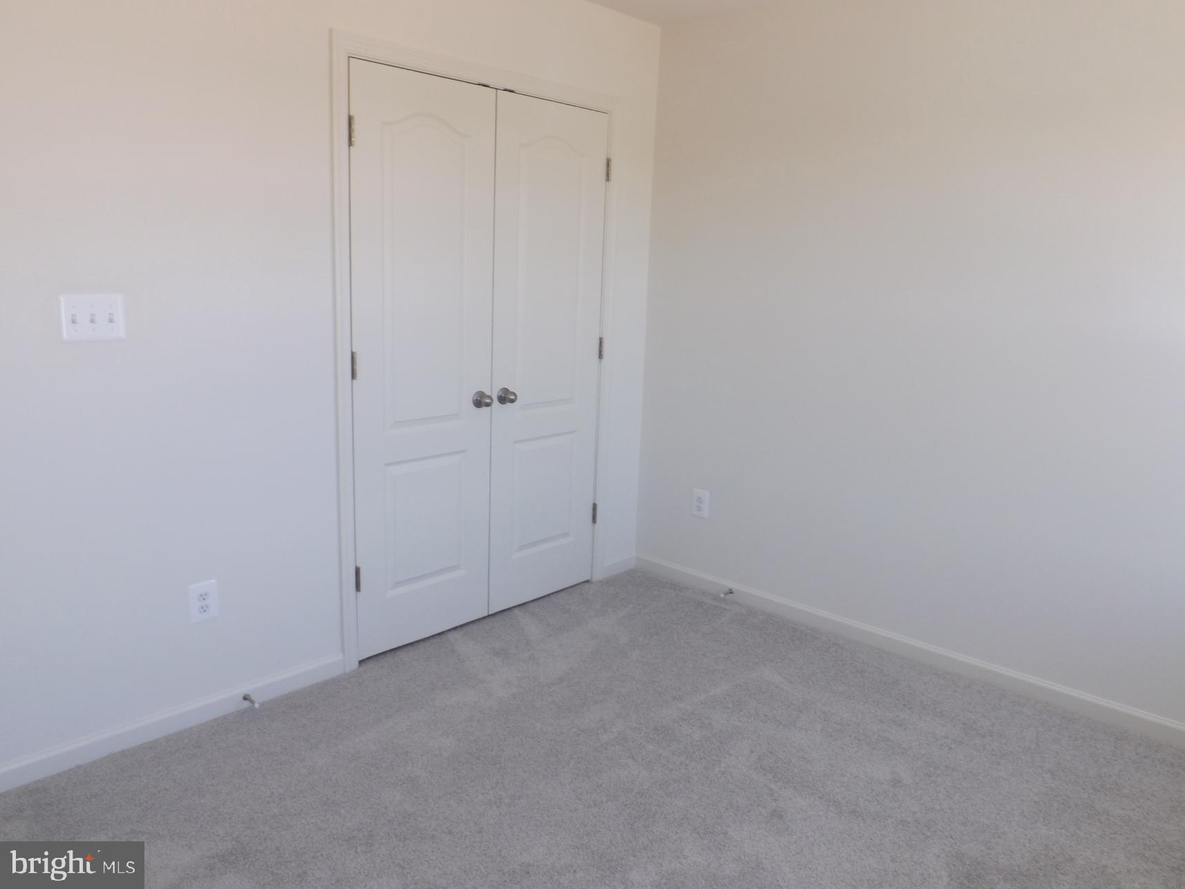 OVERLOOK AT RIVERSIDE - Residential Lease