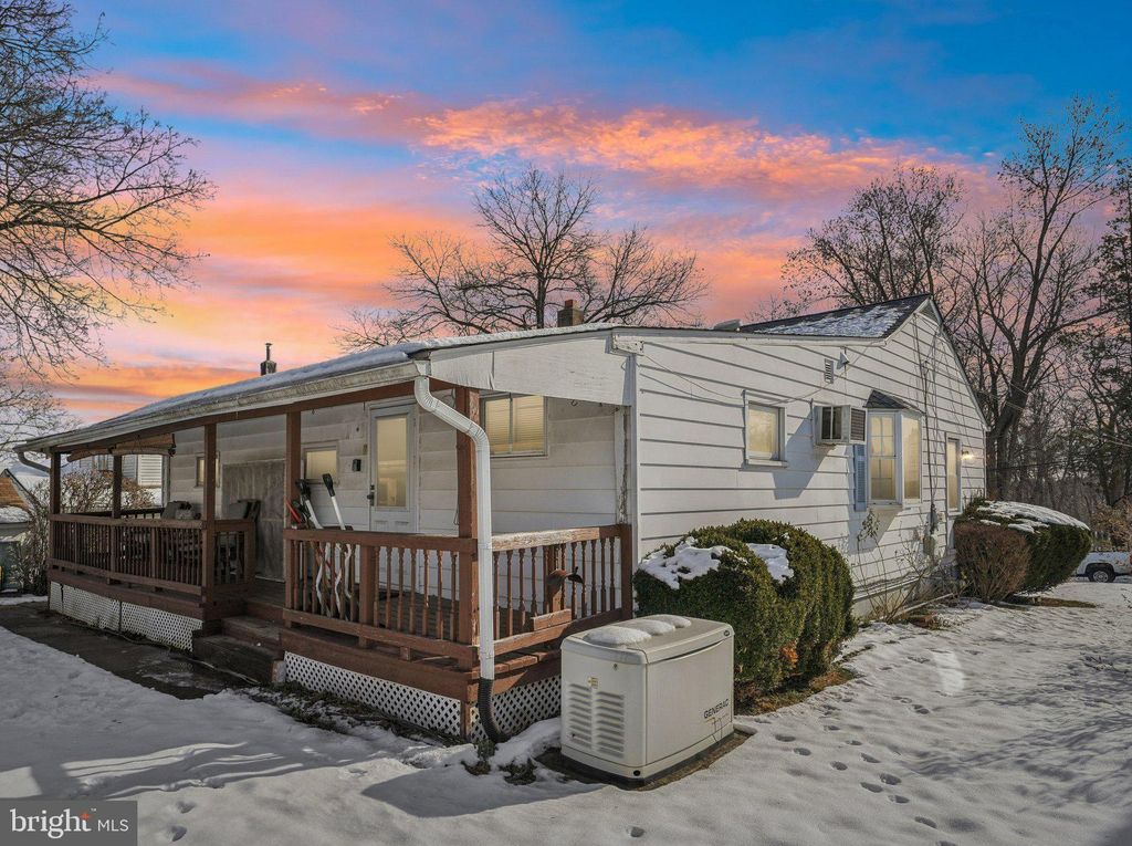 Photo of 120 Hillcrest Avenue, MORRISVILLE, PA 19067 (MLS # PABU2112968)