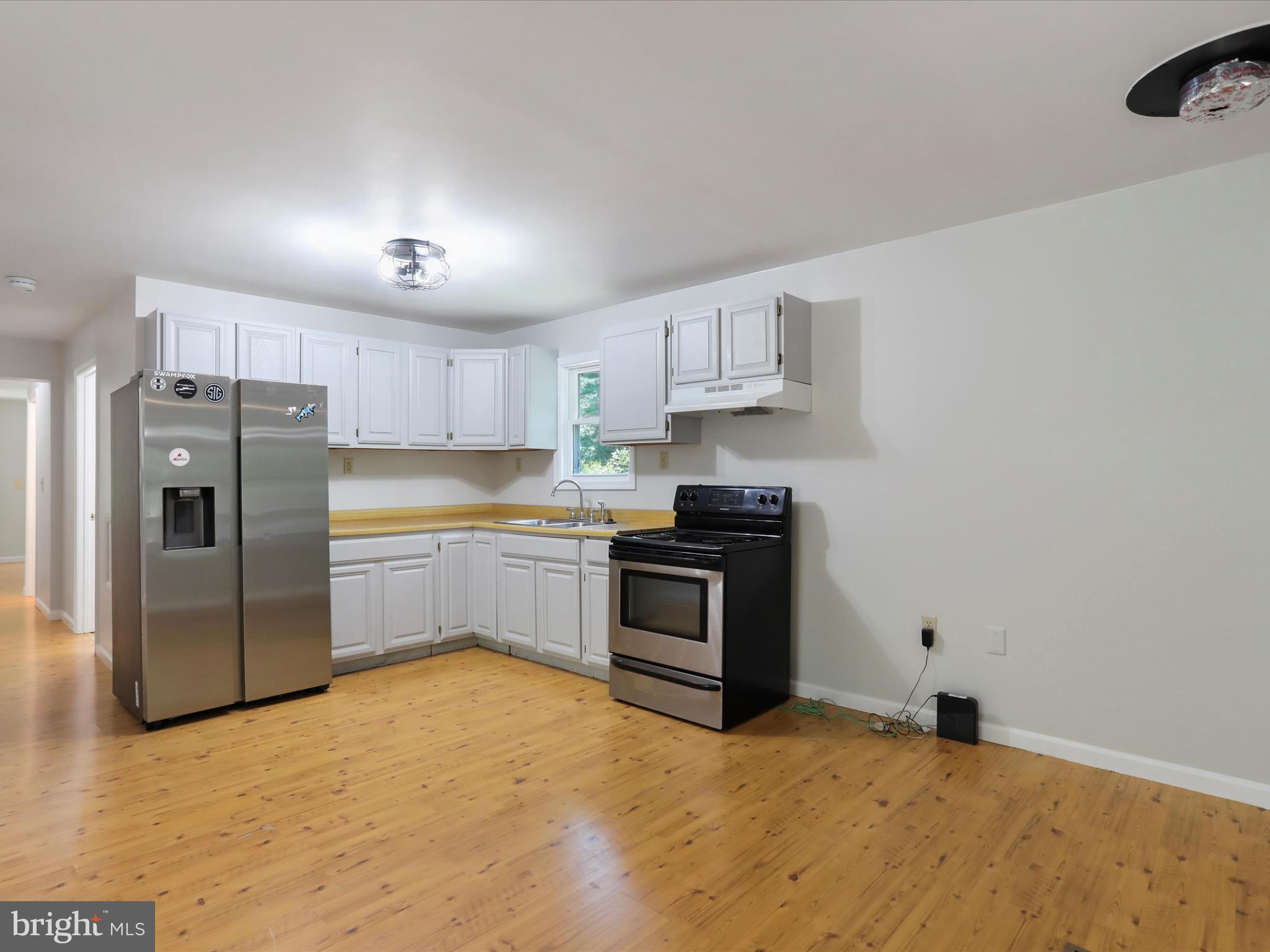 MOUNTAIN VIEW ACRES - Residential