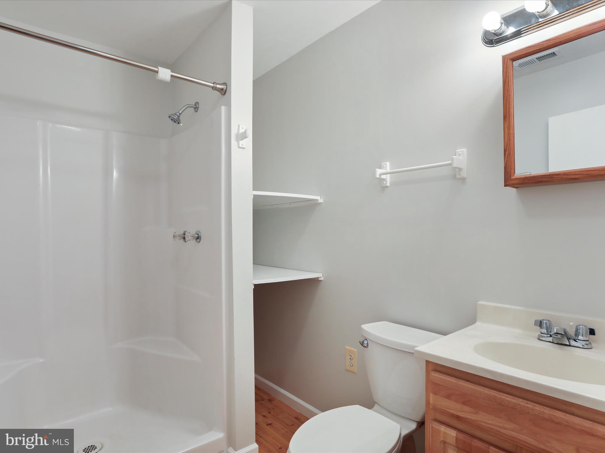 MOUNTAIN VIEW ACRES - Residential