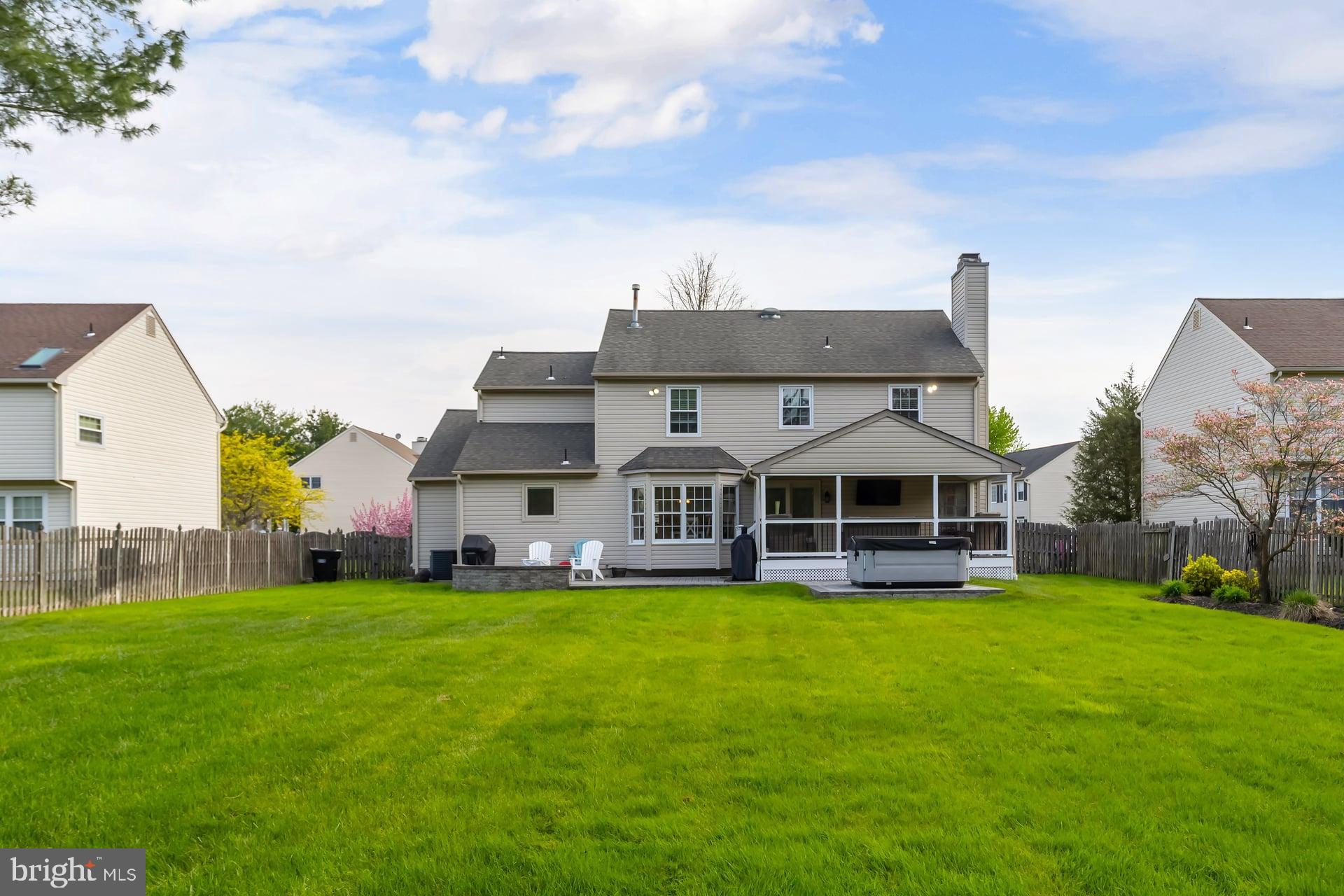 10 SPRING MILL COURT