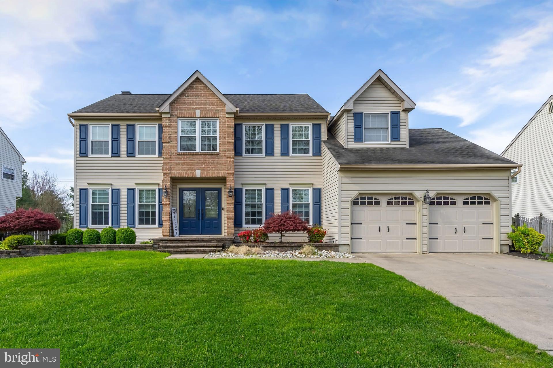 10 SPRING MILL COURT