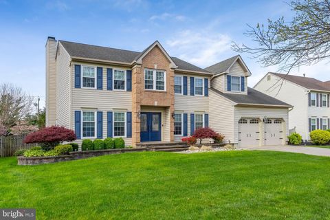 Photo of 10 Spring Mill Court, SEWELL, NJ 08080 (MLS # NJGL2071808)