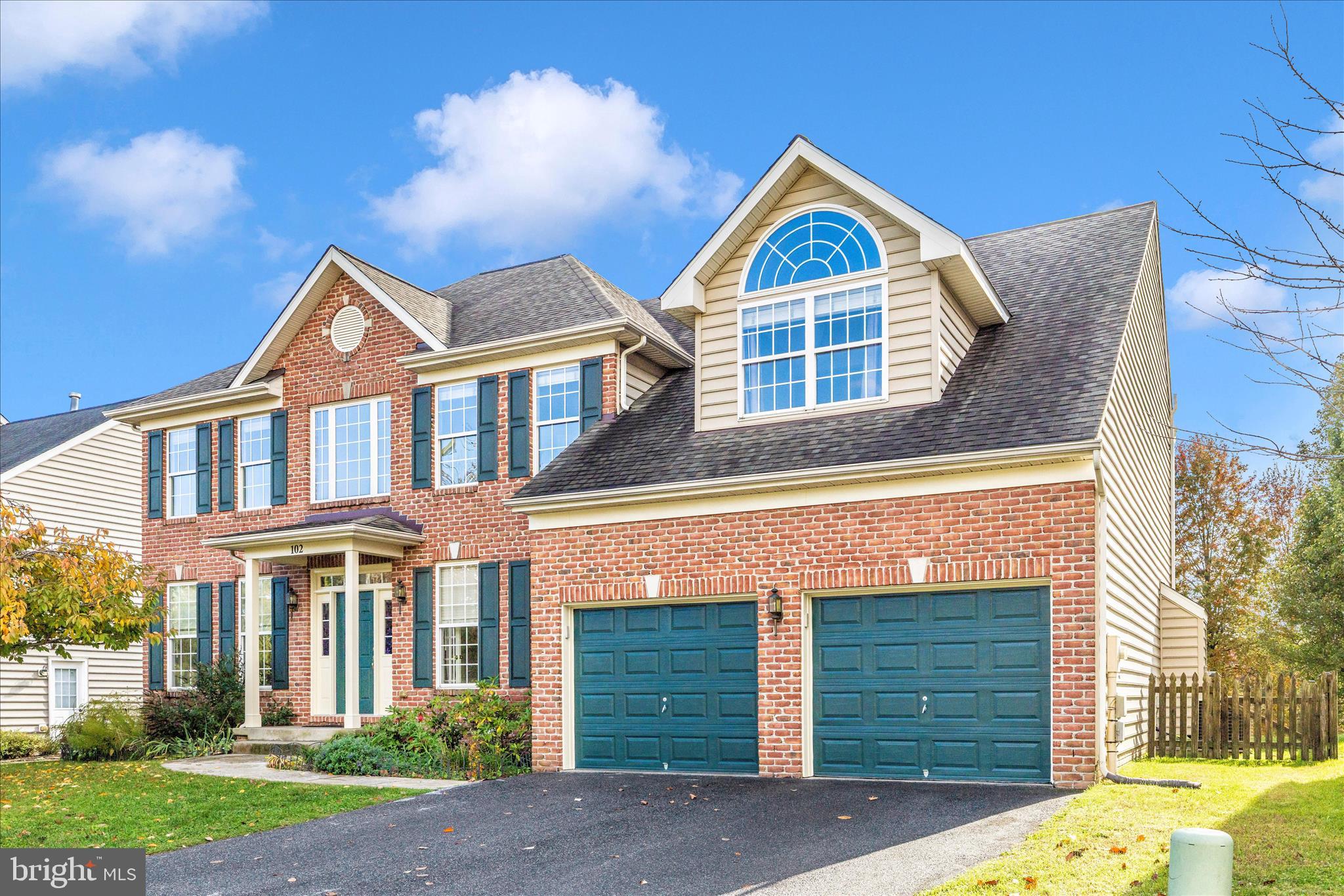 CLOVER RIDGE - Residential