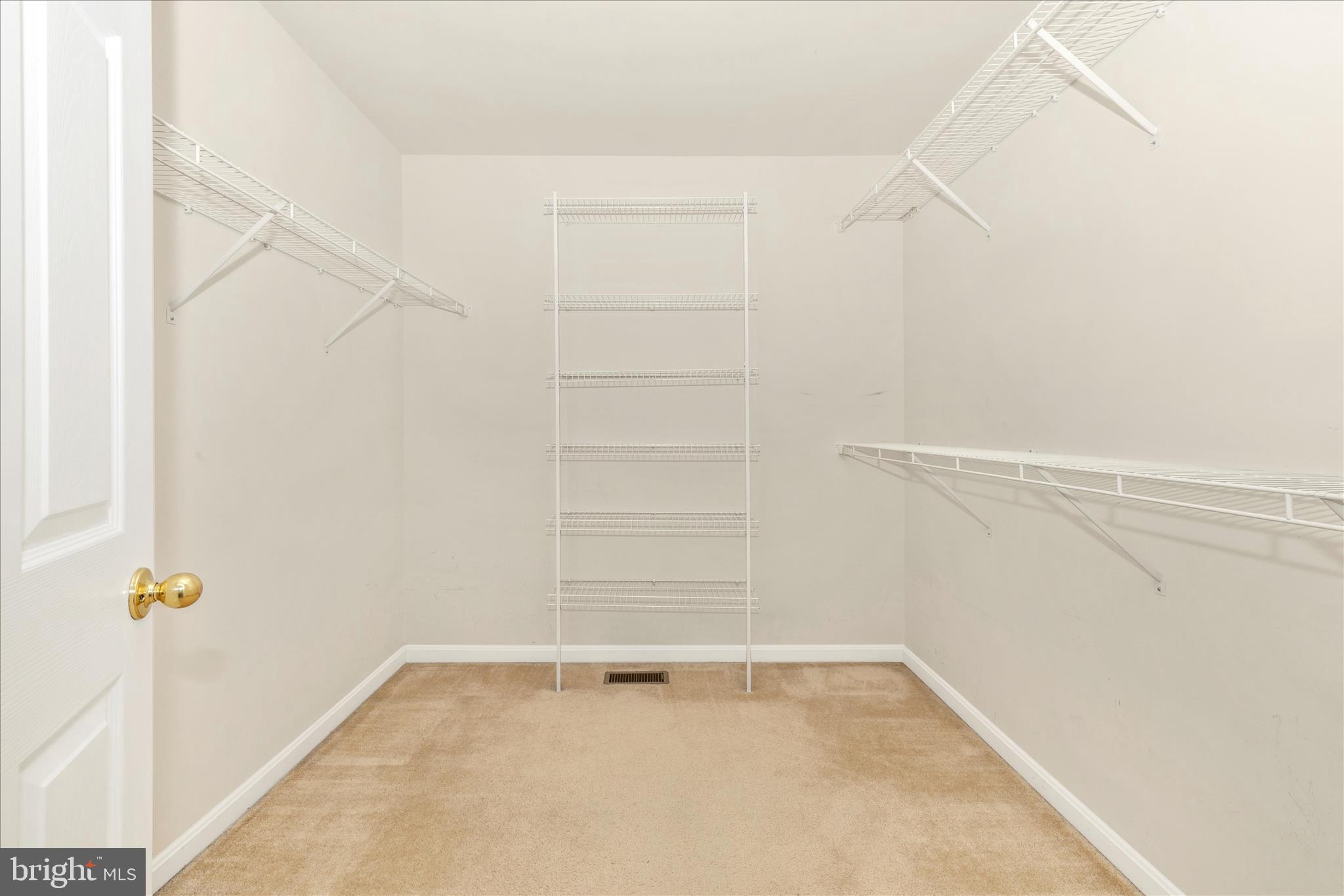 CLOVER RIDGE - Residential