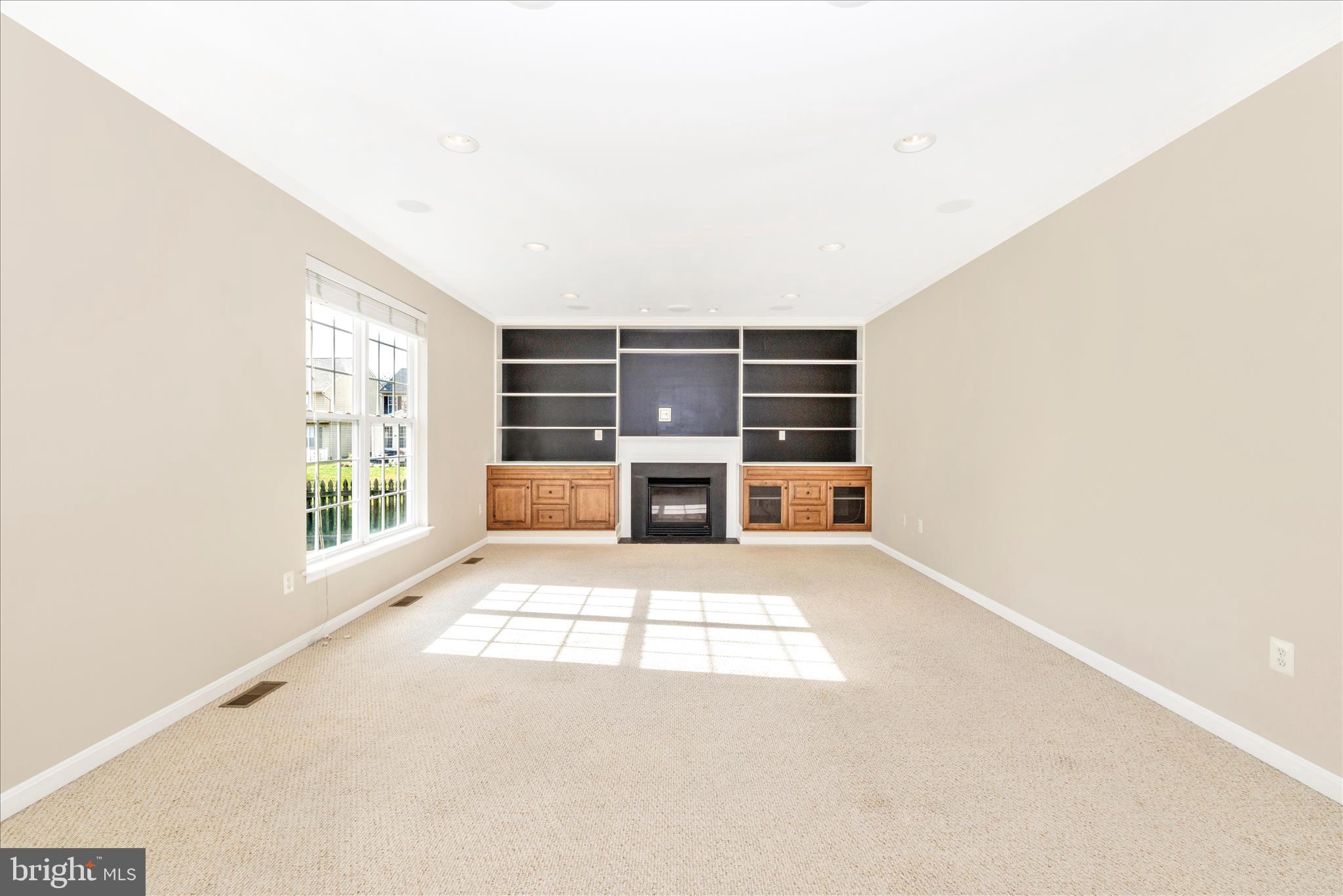 CLOVER RIDGE - Residential