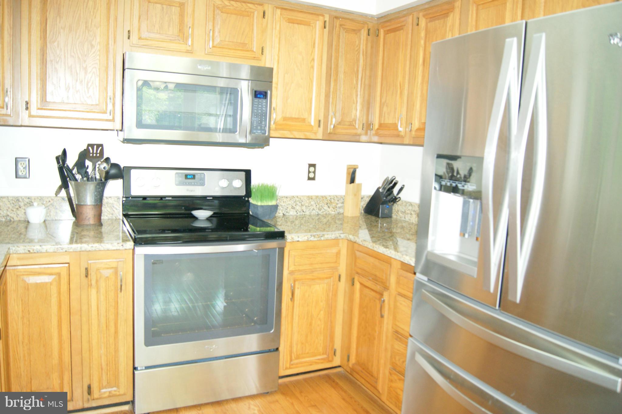 HUNTERS GROVE - Residential