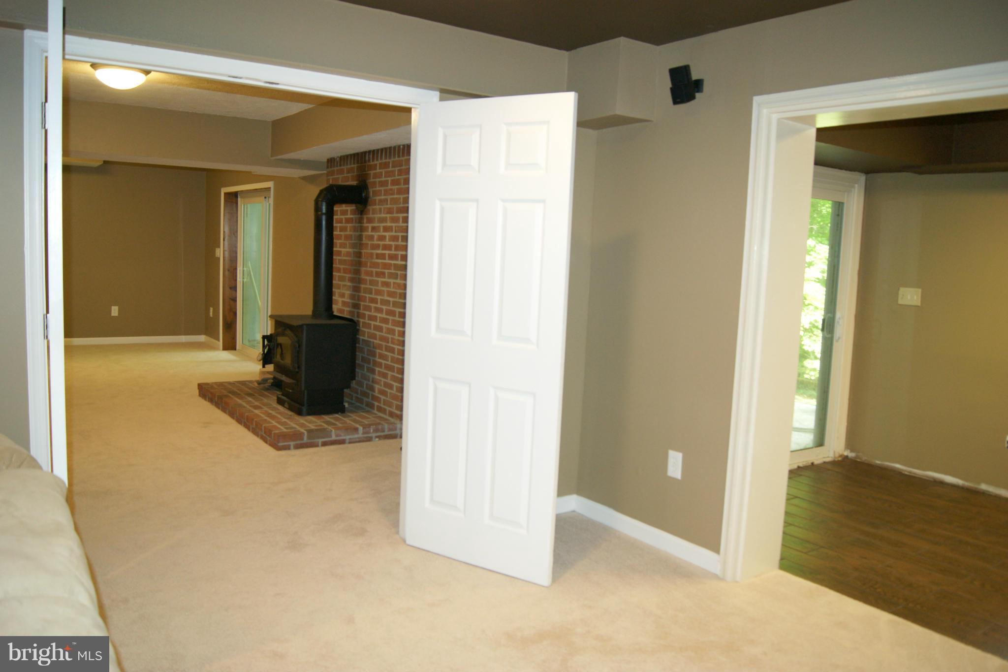 HUNTERS GROVE - Residential