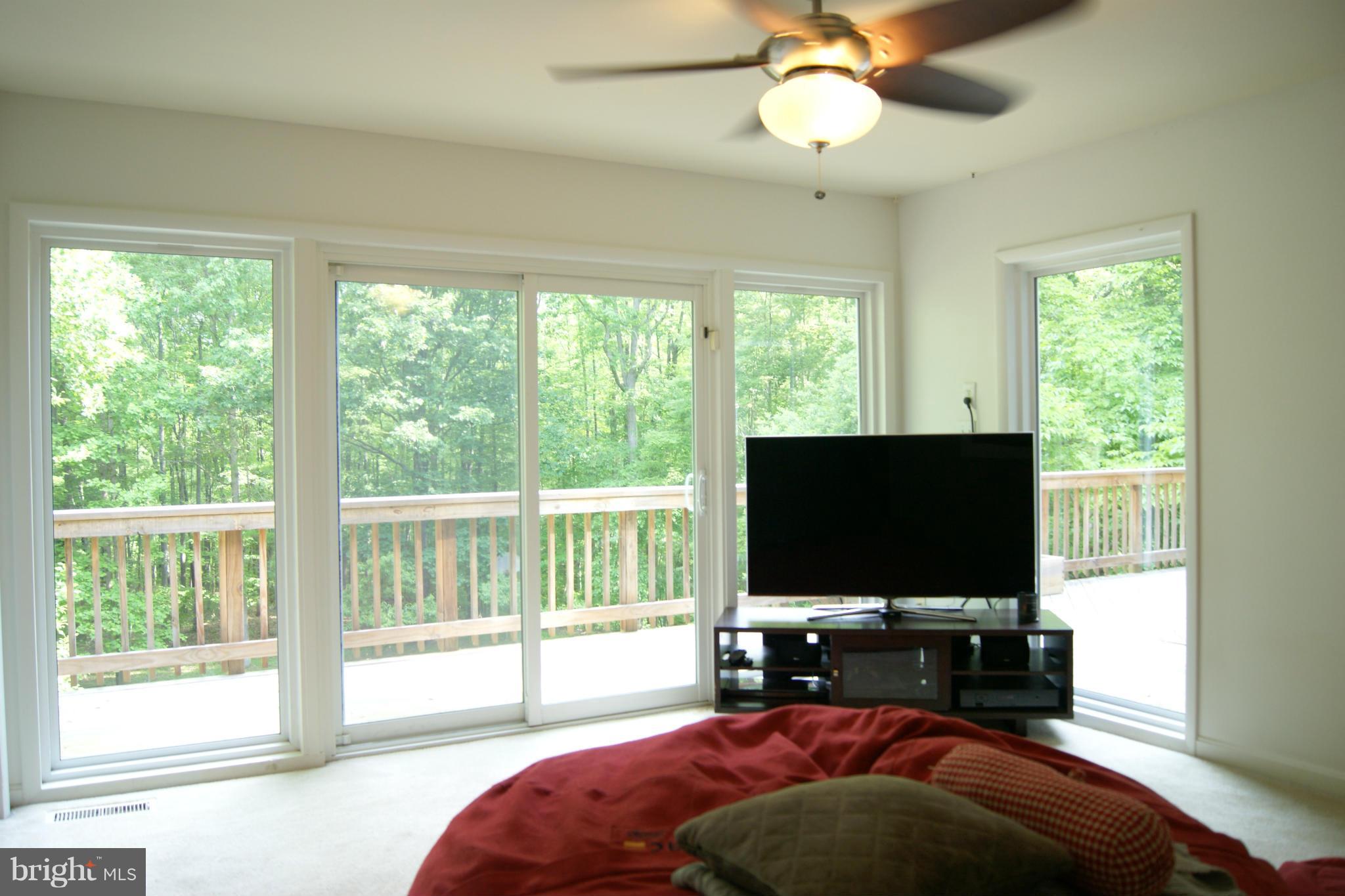 HUNTERS GROVE - Residential