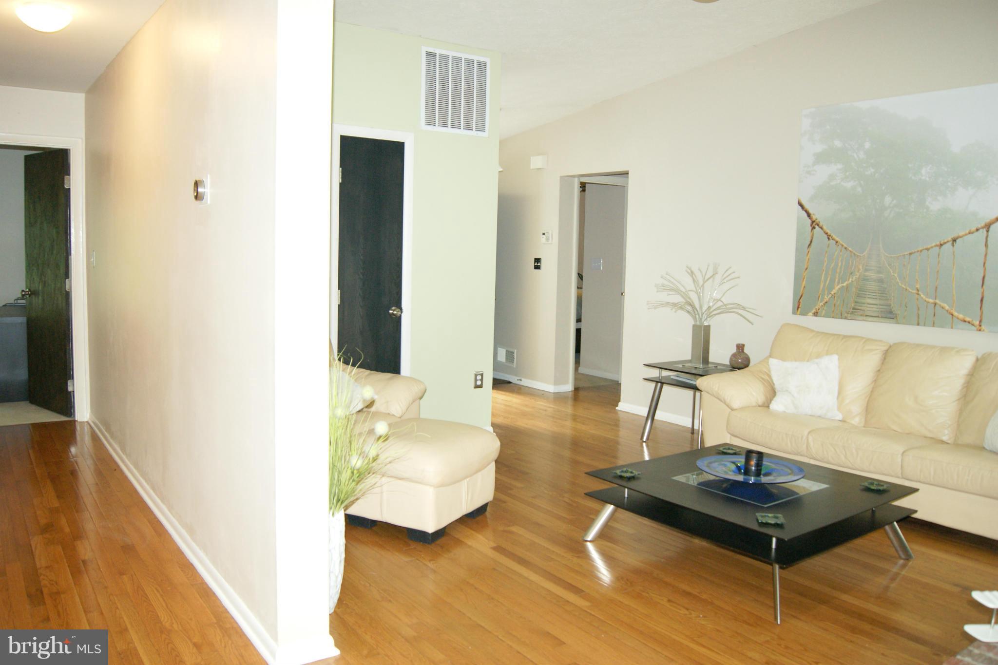 HUNTERS GROVE - Residential