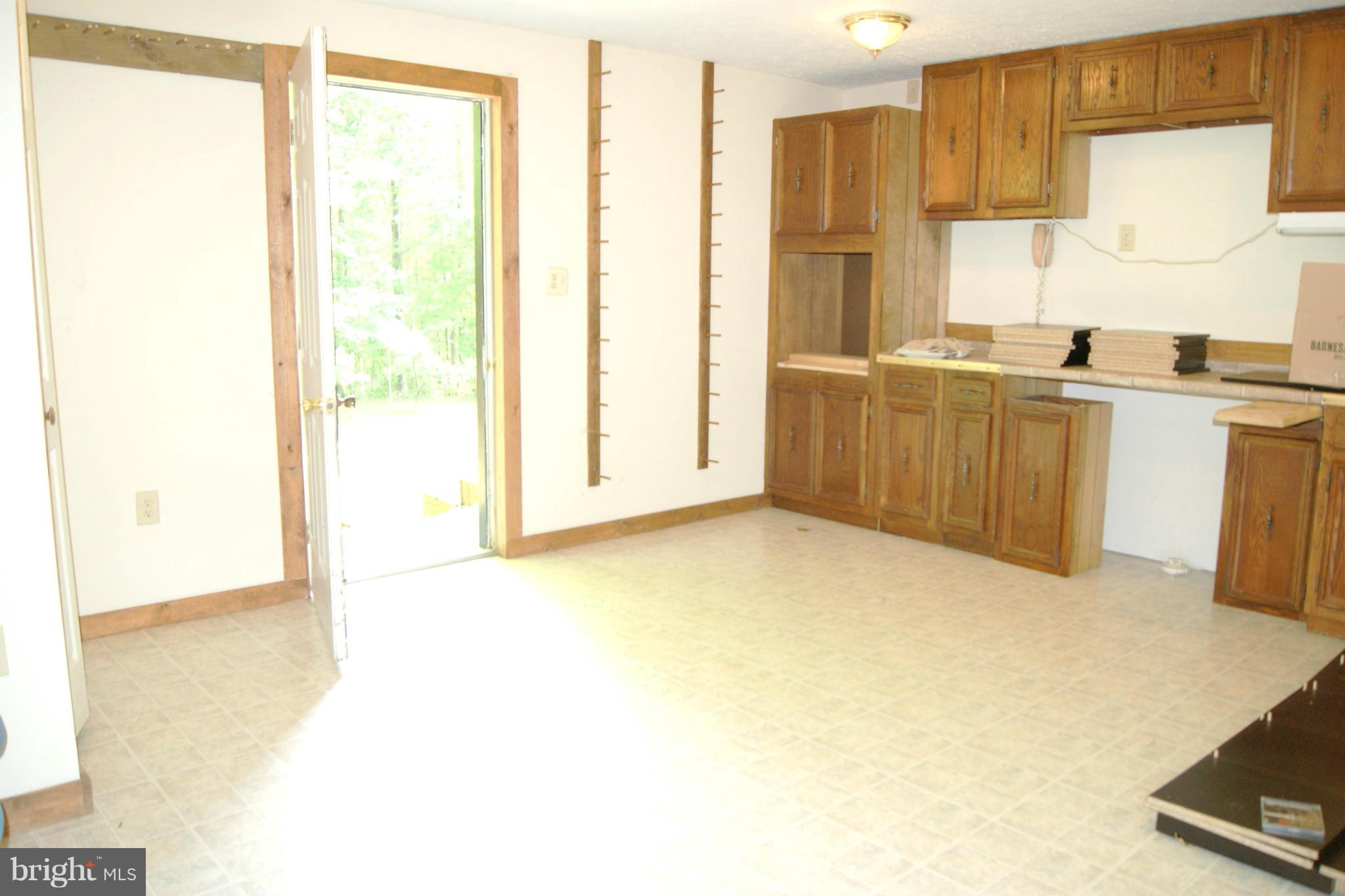 HUNTERS GROVE - Residential