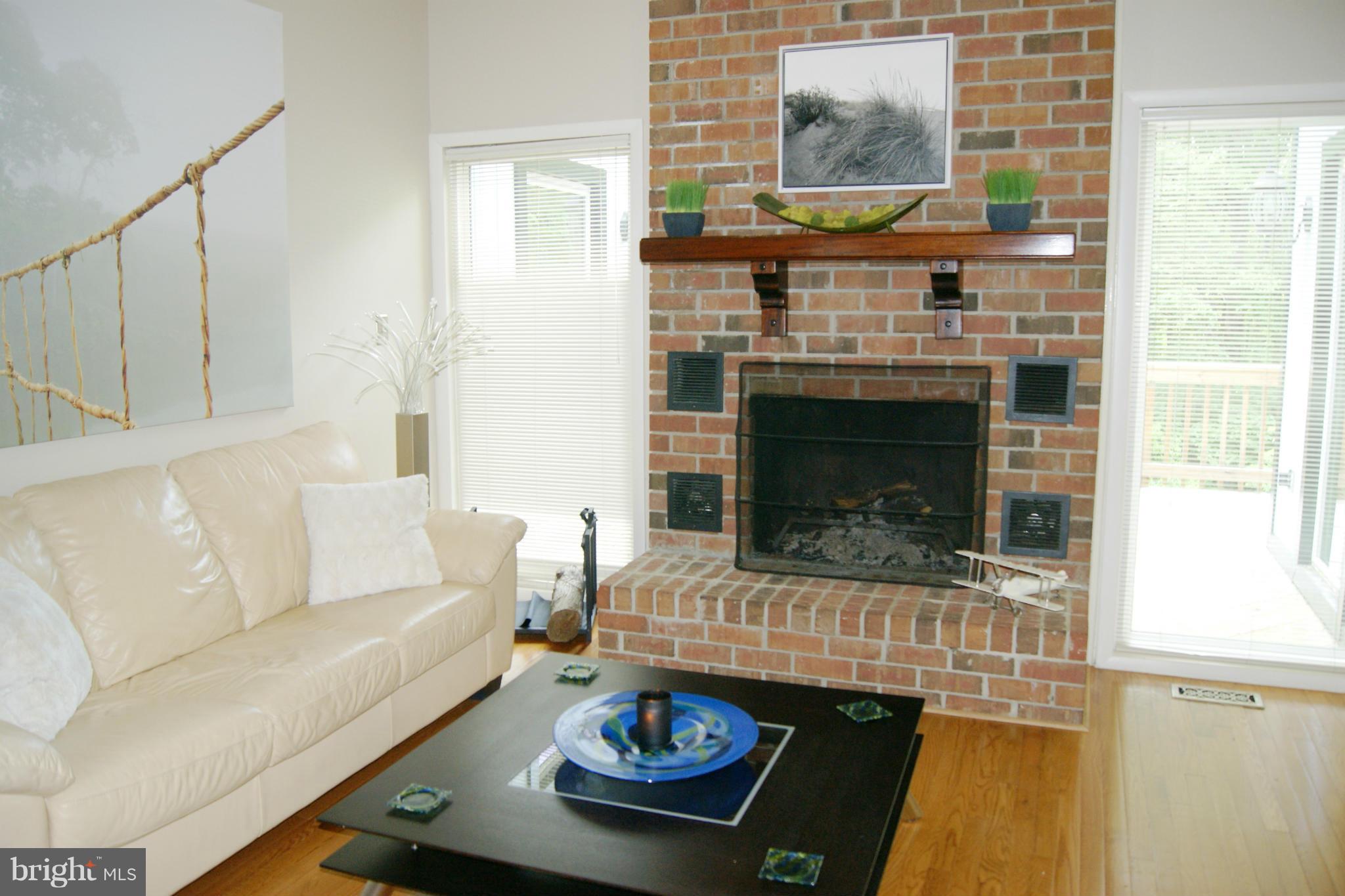 HUNTERS GROVE - Residential