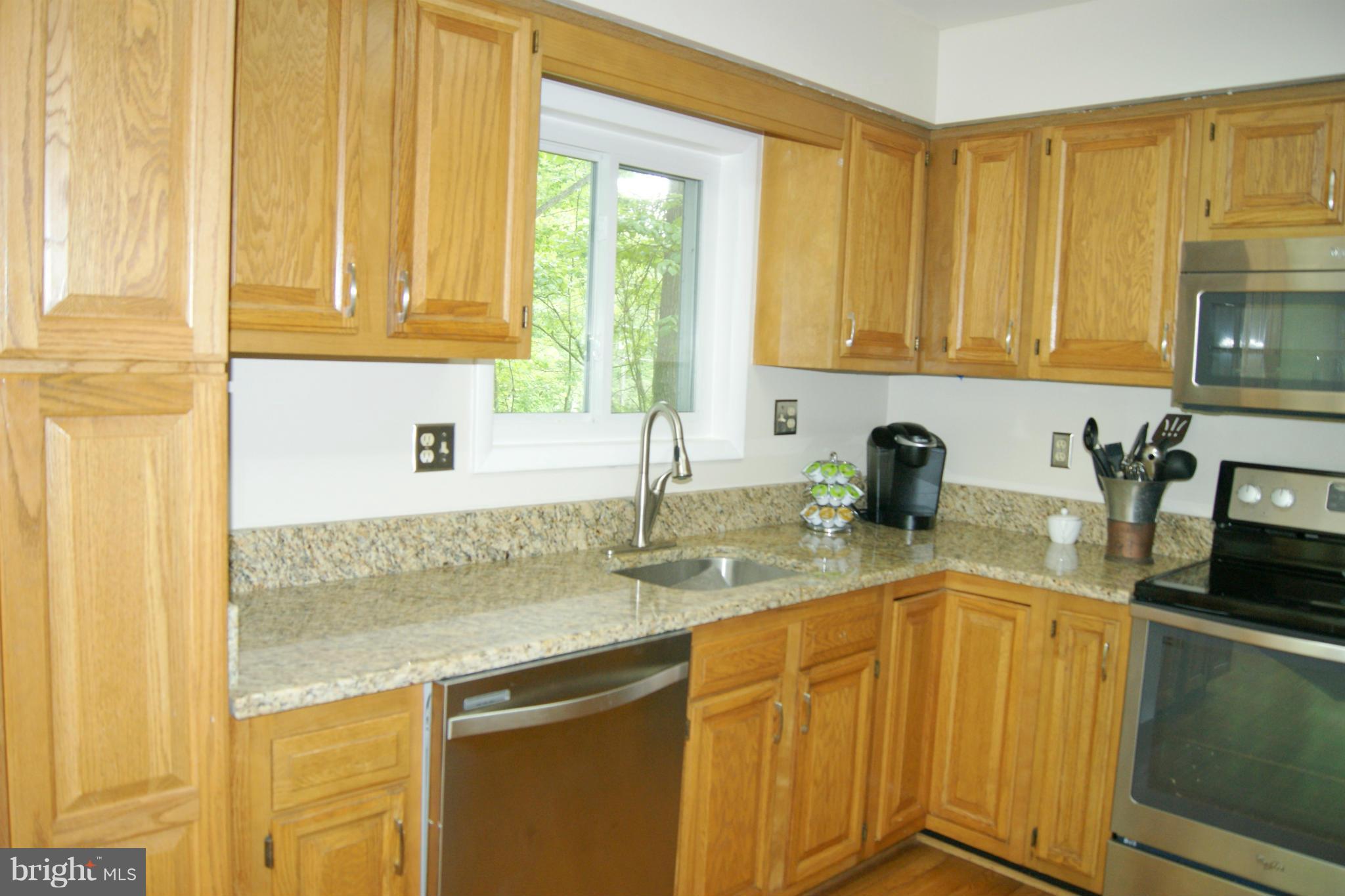 HUNTERS GROVE - Residential