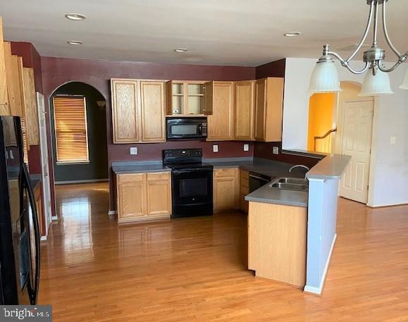 HUNTFIELD - Residential Lease