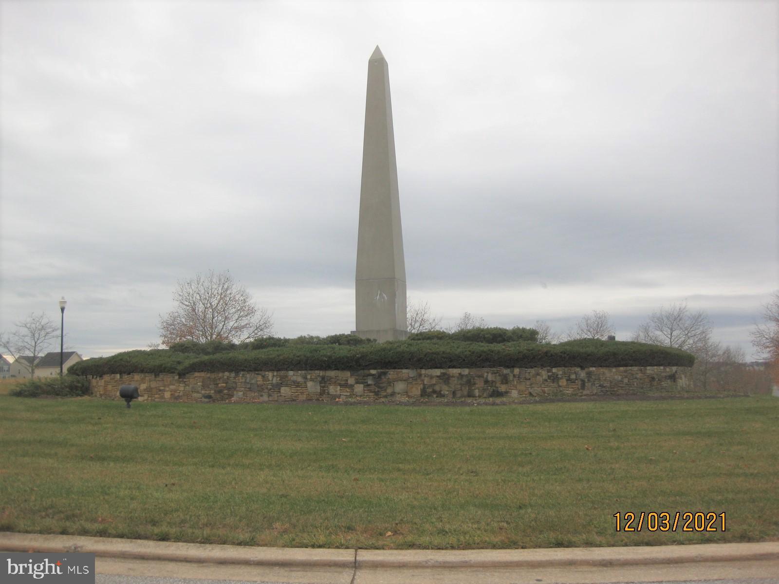 HUNTFIELD - Residential Lease