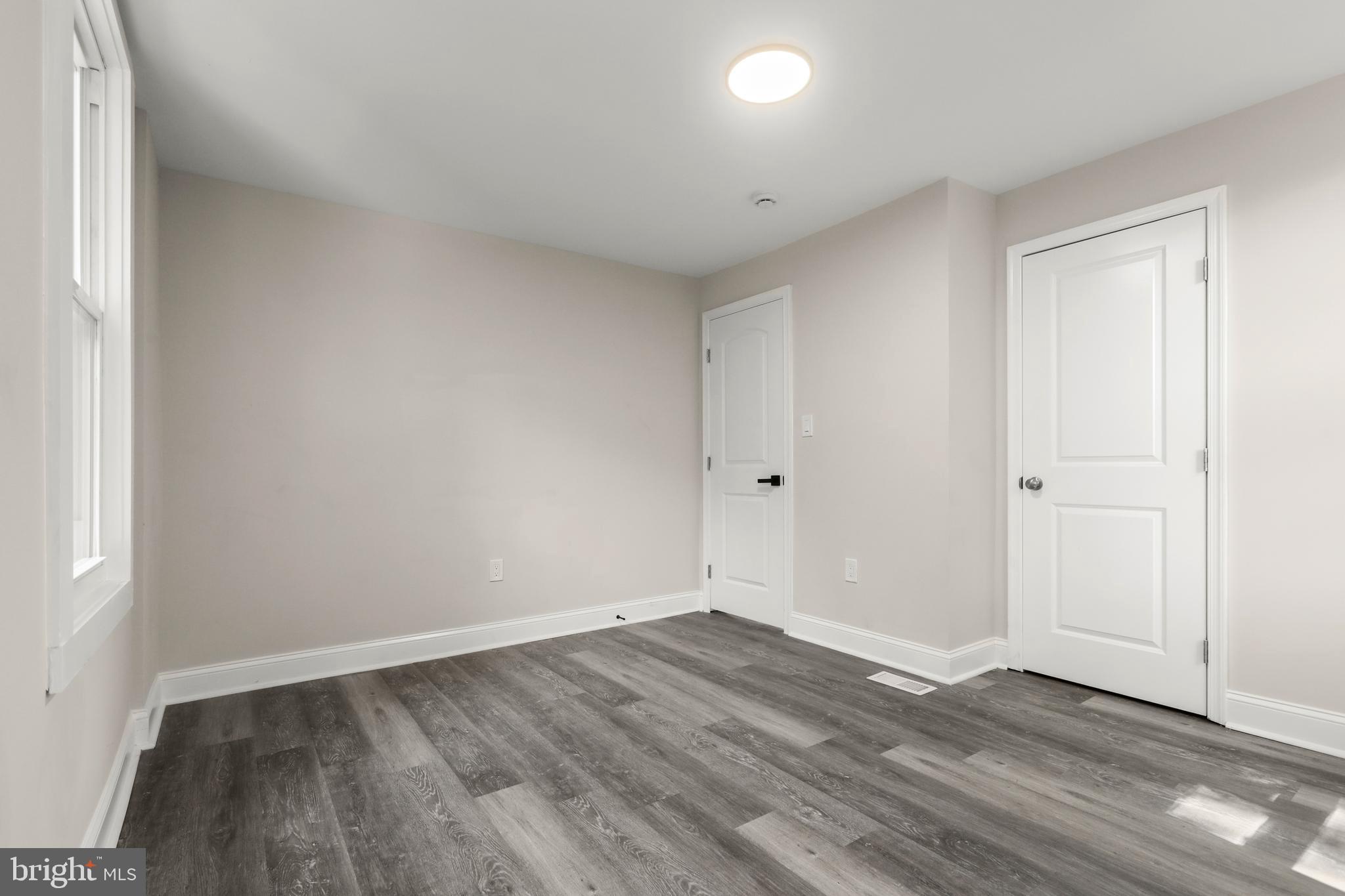WINSTON GOVANS - Residential