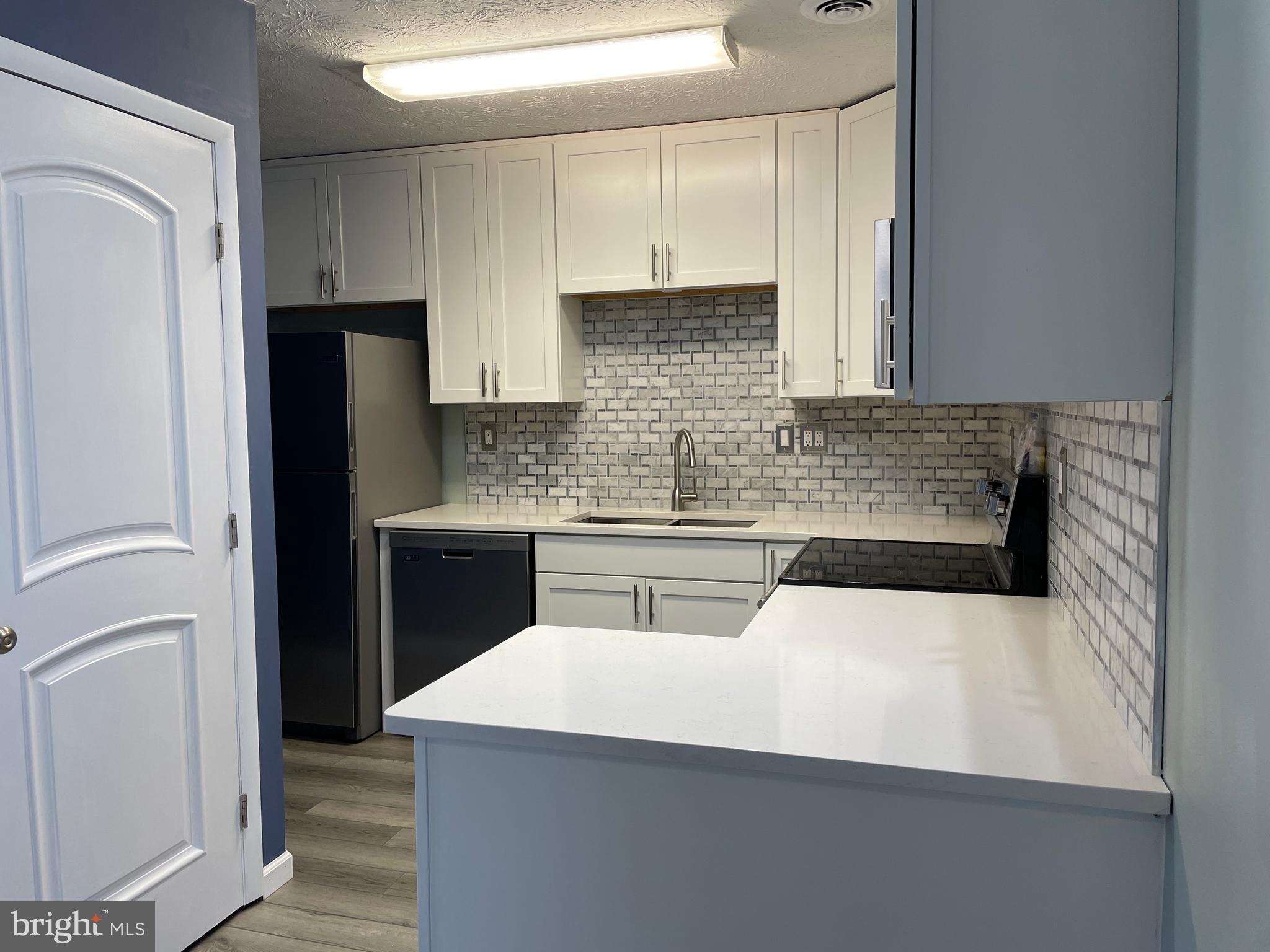 PLYMN OWENS ESTATES - Residential