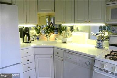 OLD TOWN - Residential Lease