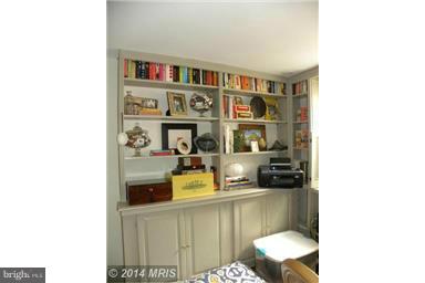 OLD TOWN - Residential Lease