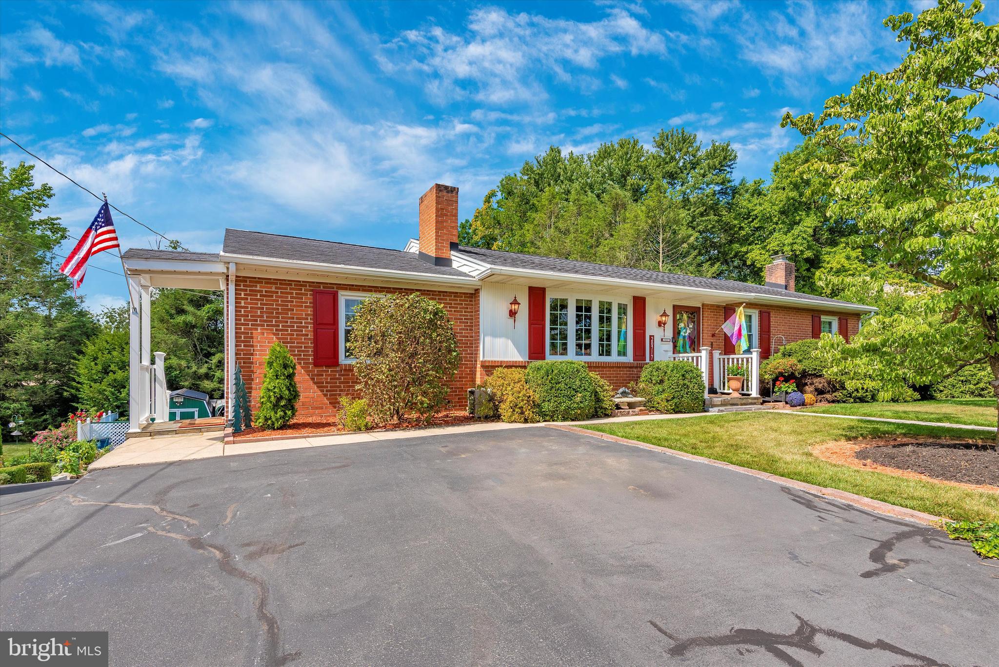 SYCAMORE HEIGHTS - Residential