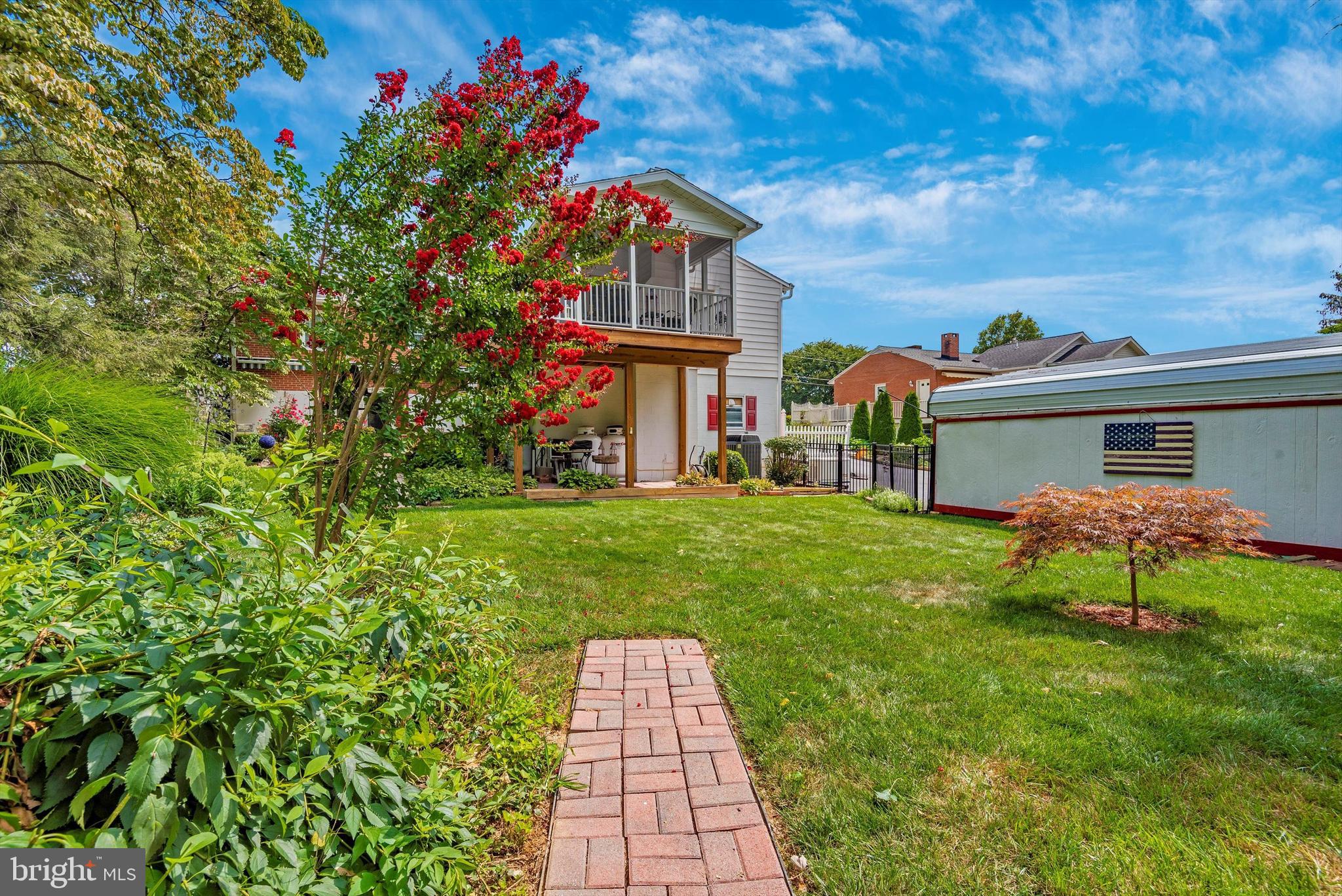 SYCAMORE HEIGHTS - Residential