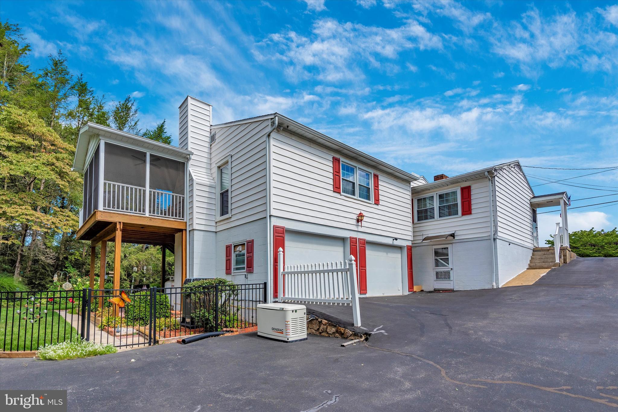 SYCAMORE HEIGHTS - Residential