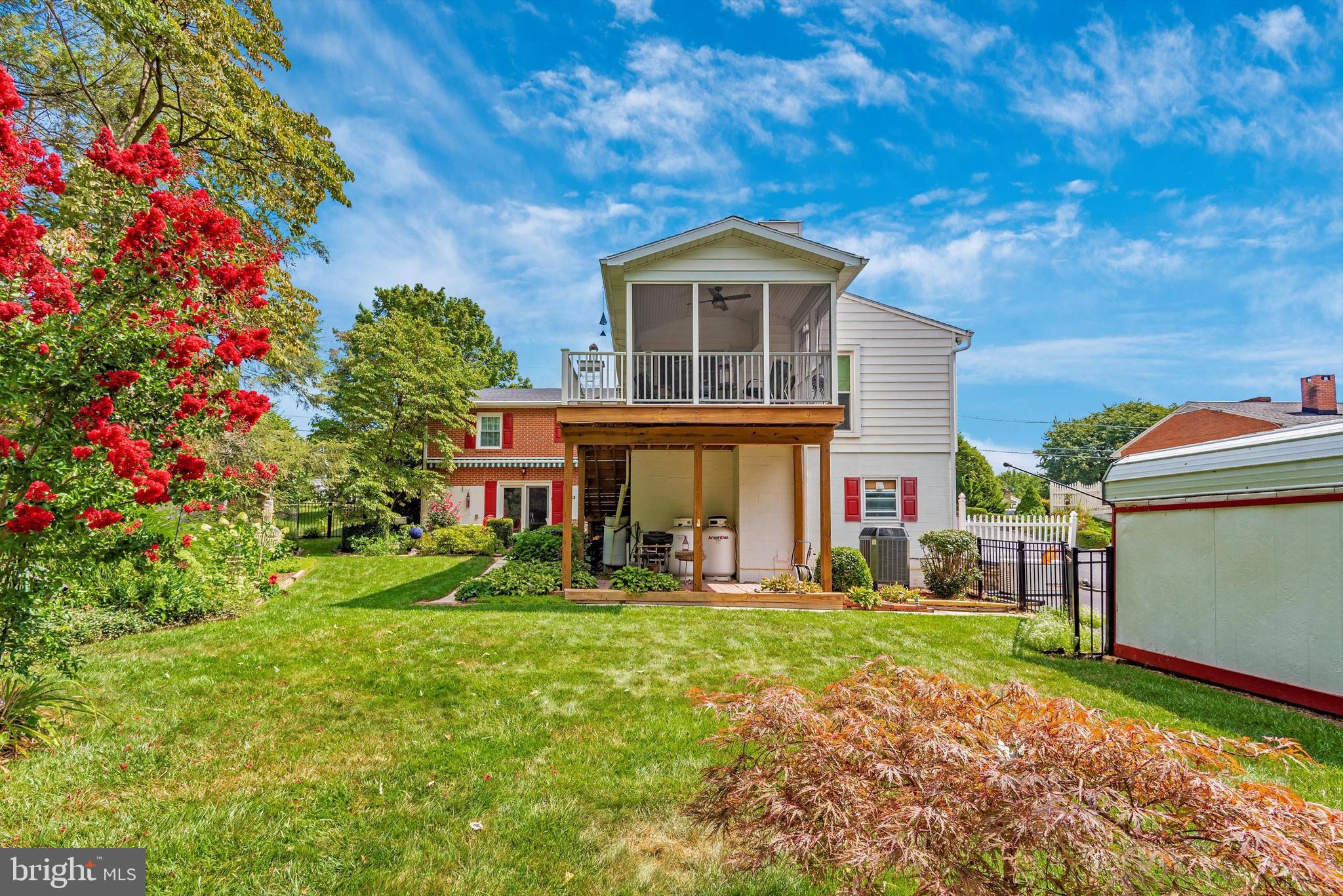 SYCAMORE HEIGHTS - Residential