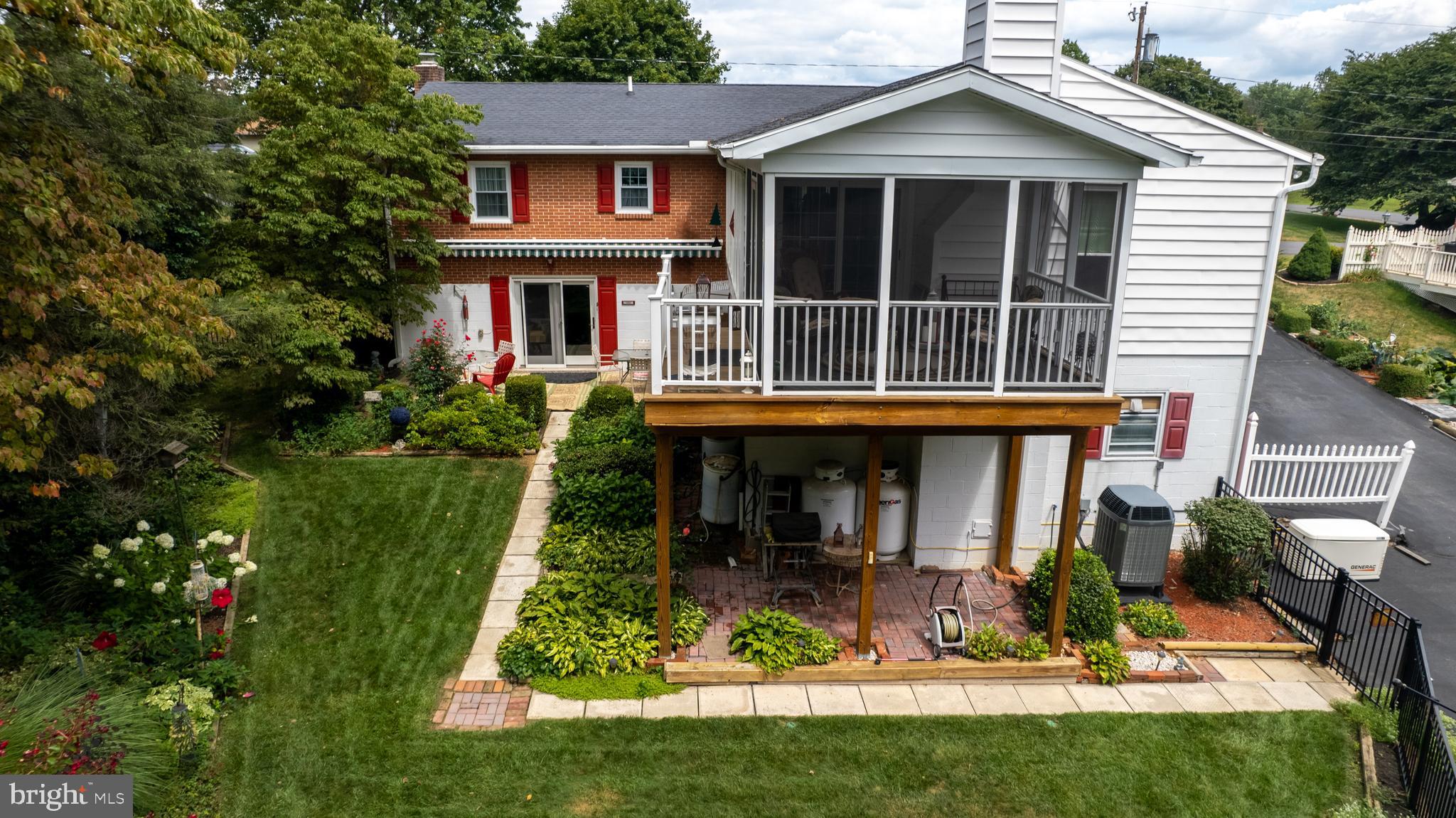 SYCAMORE HEIGHTS - Residential