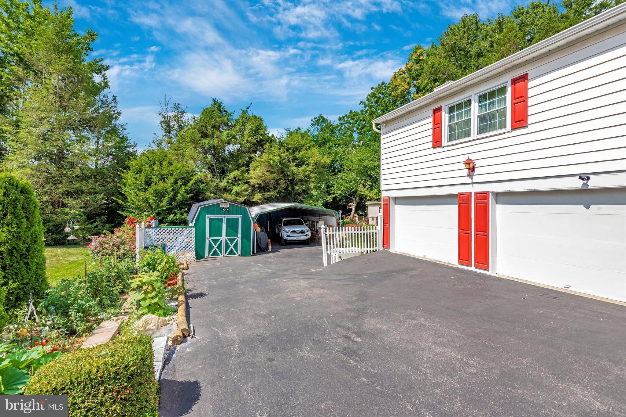 SYCAMORE HEIGHTS - Residential