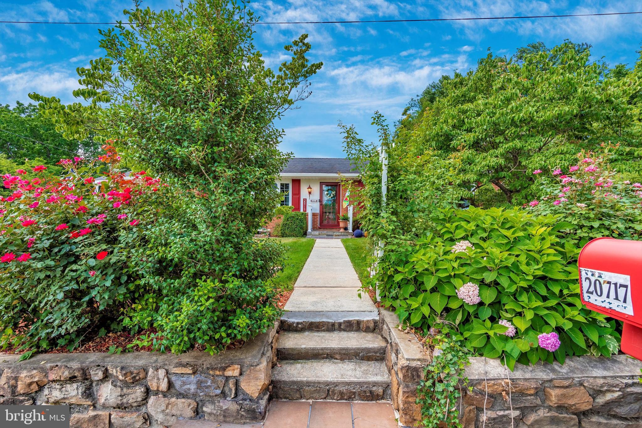 SYCAMORE HEIGHTS - Residential